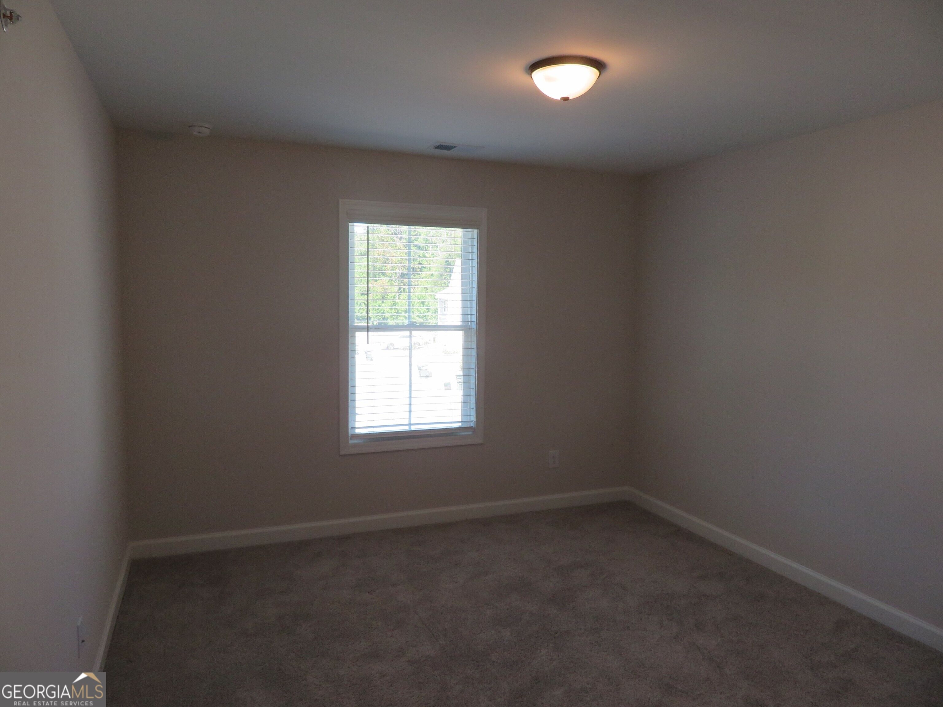 1608 Ruskin Way Property Photo 11