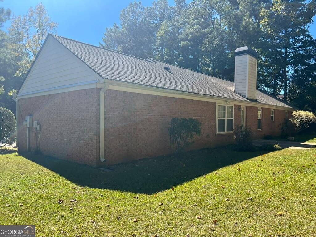 745 Bishop Point Property Photo 5