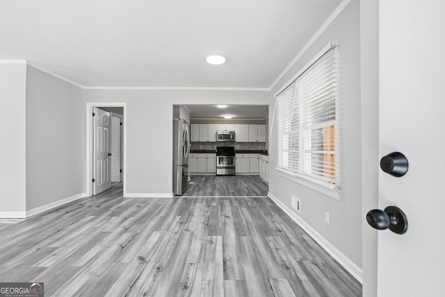1917 Stanton Street Property Photo 4