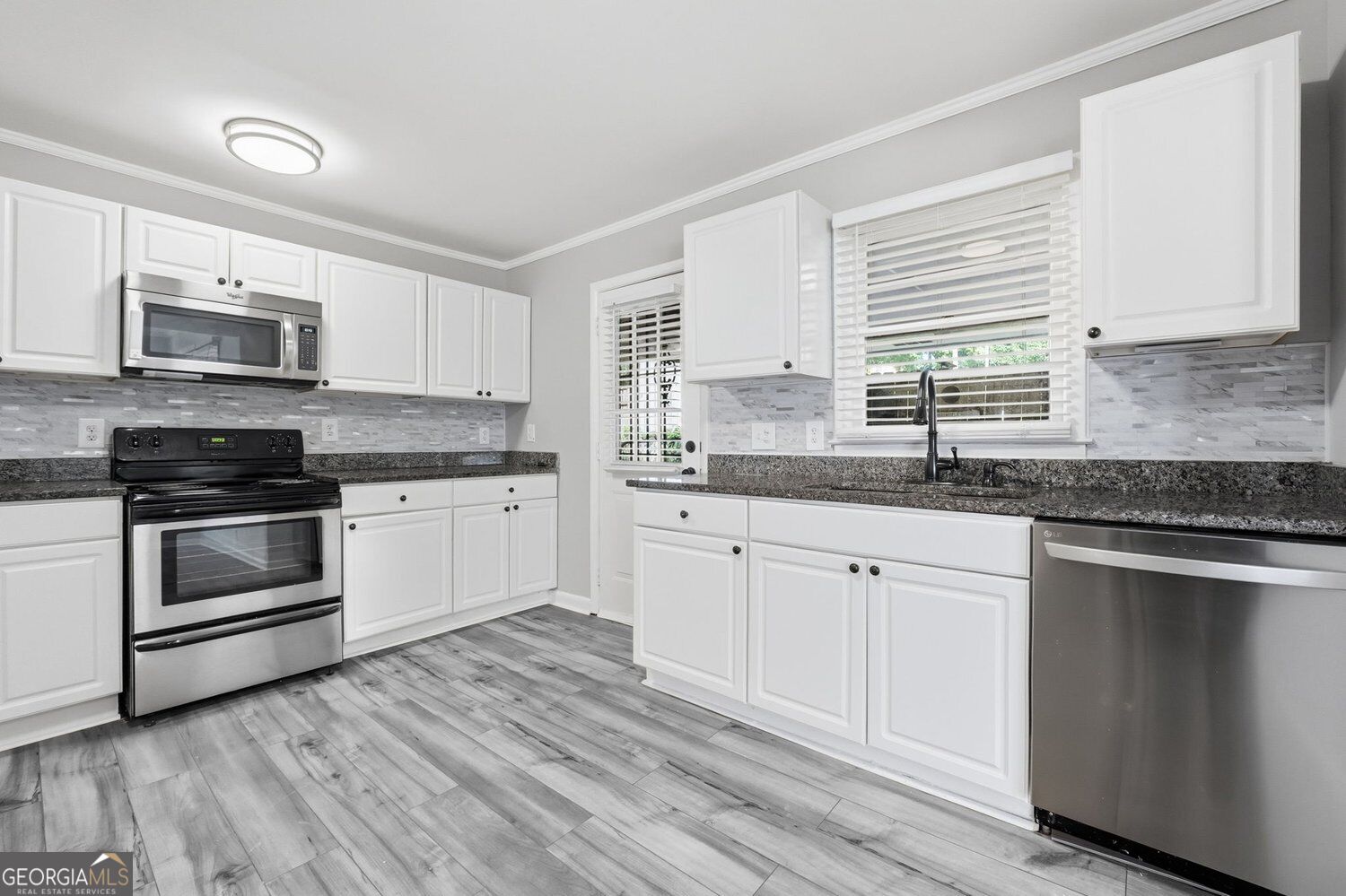 1917 Stanton Street Property Photo 11