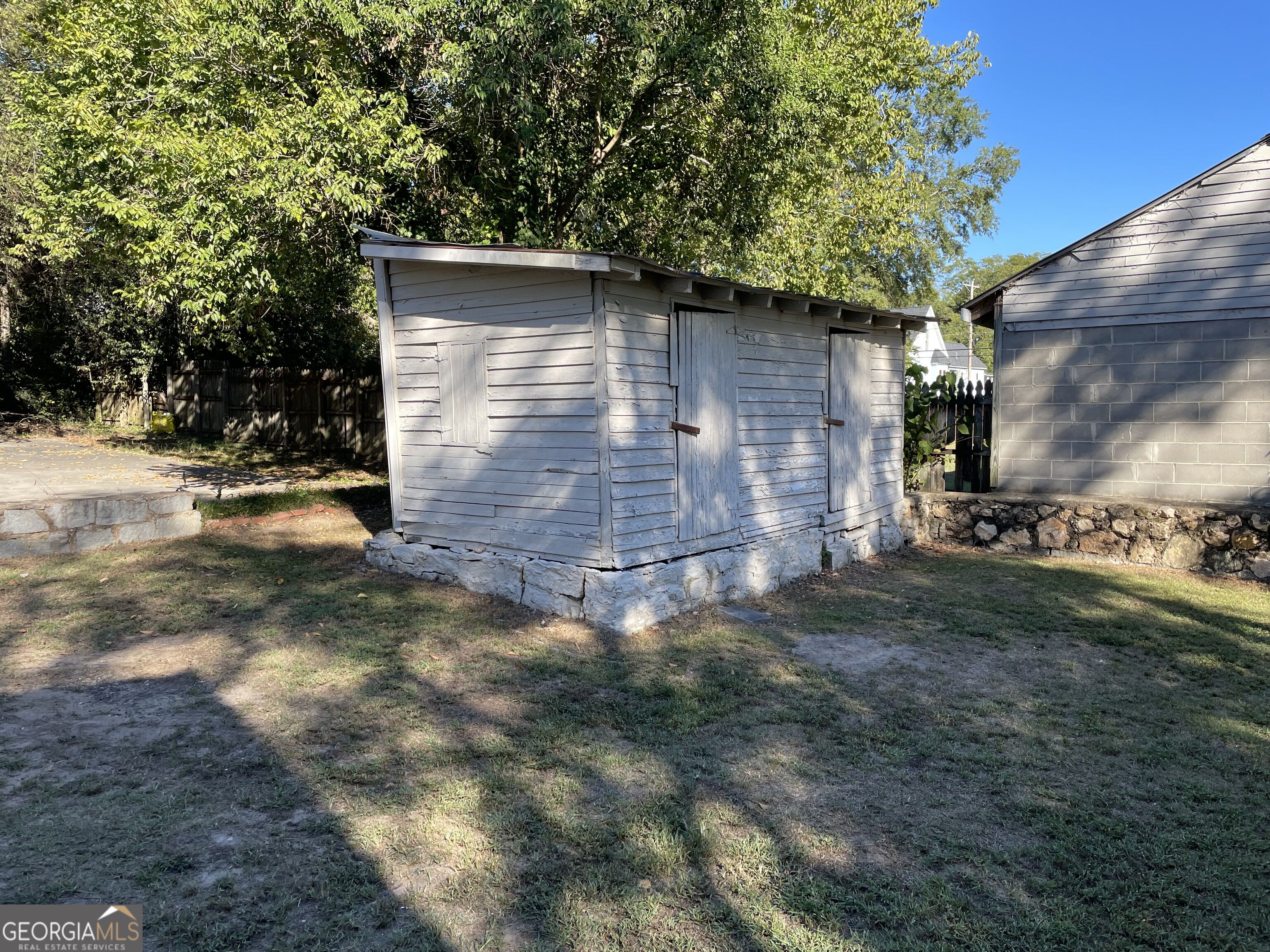 227 S Oliver Street Property Photo 7