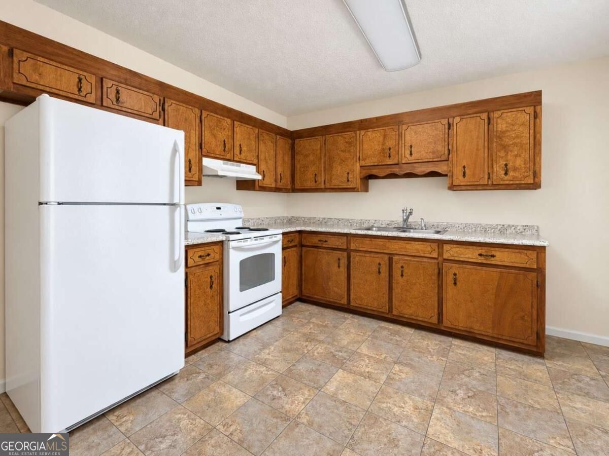 200 West Street # H Property Photo 13