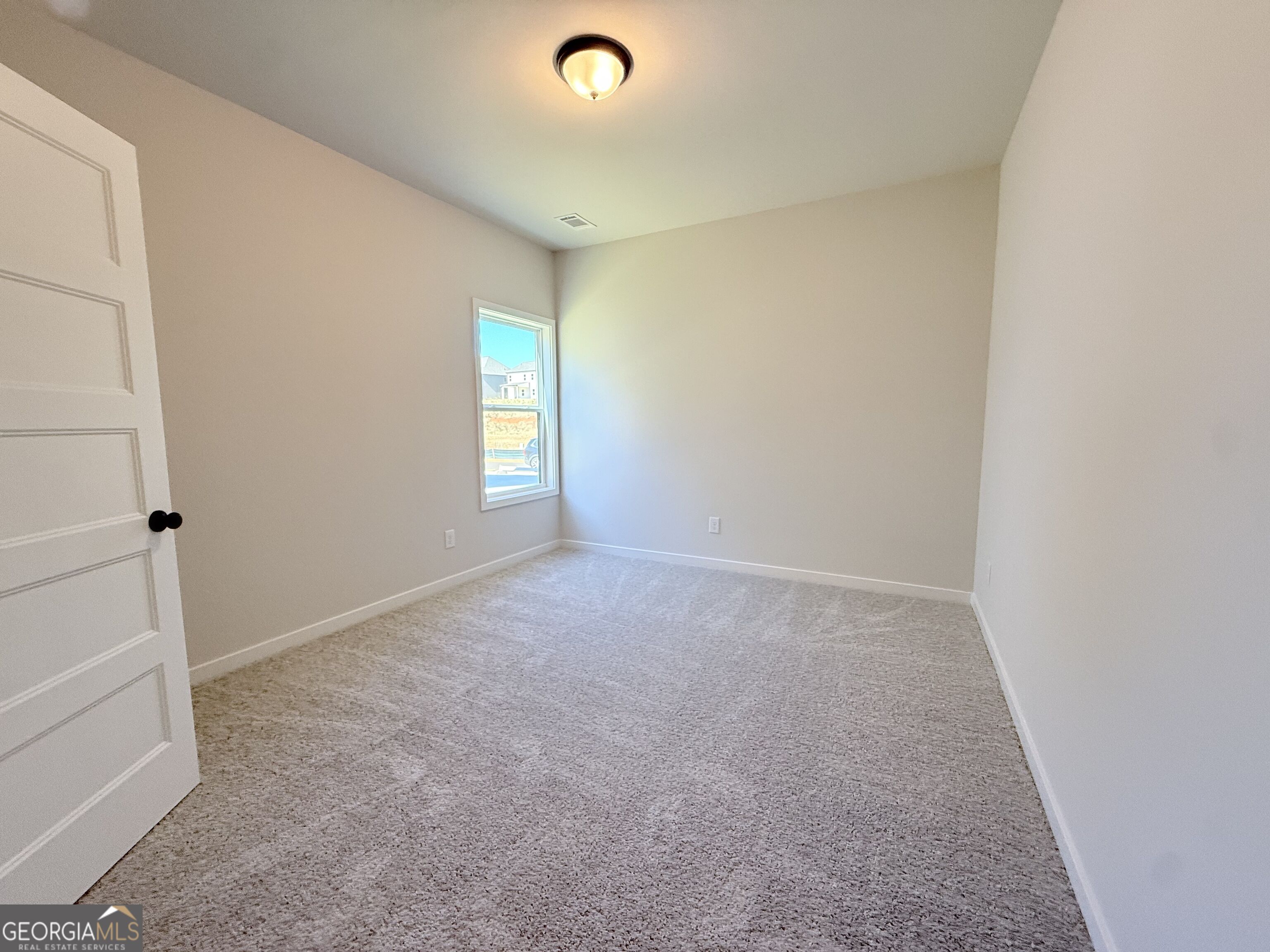 5535 Tullis Drive Property Photo 14