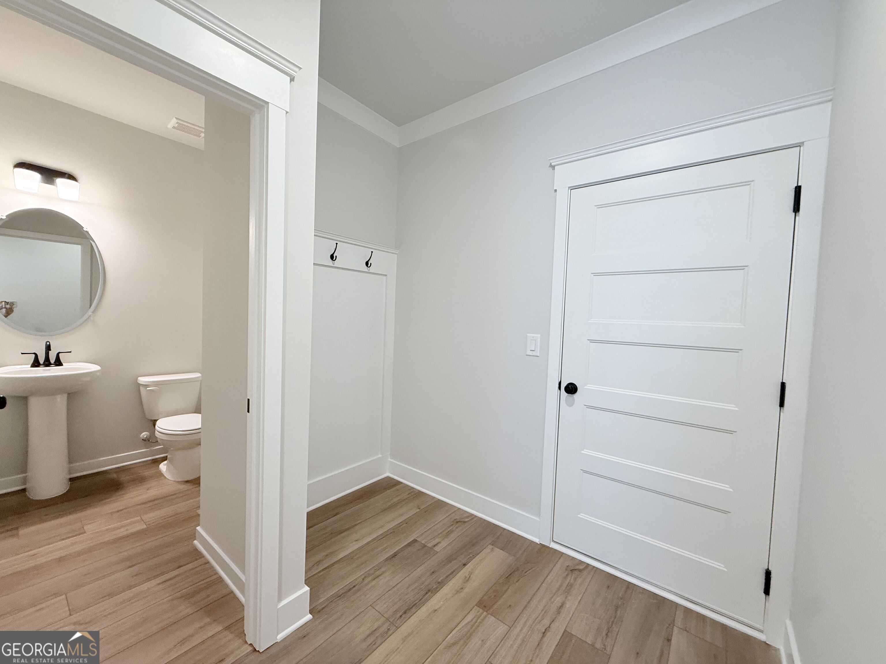 5535 Tullis Drive Property Photo 32