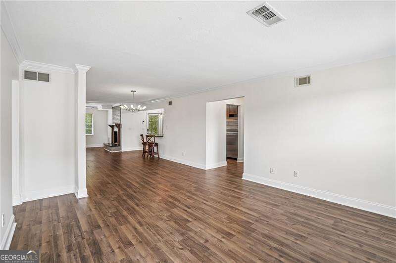 750 Dalrymple Road # L3 Property Photo 4