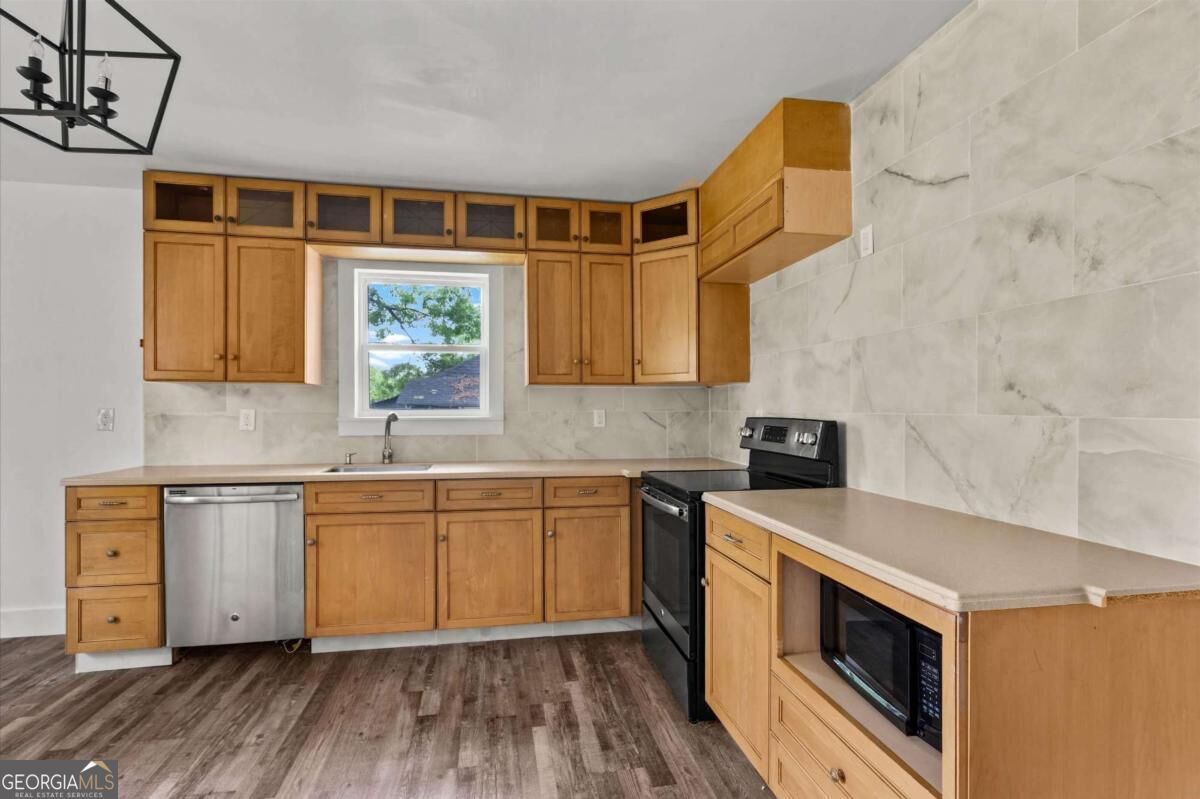 13 Hillside Avenue Property Photo 7