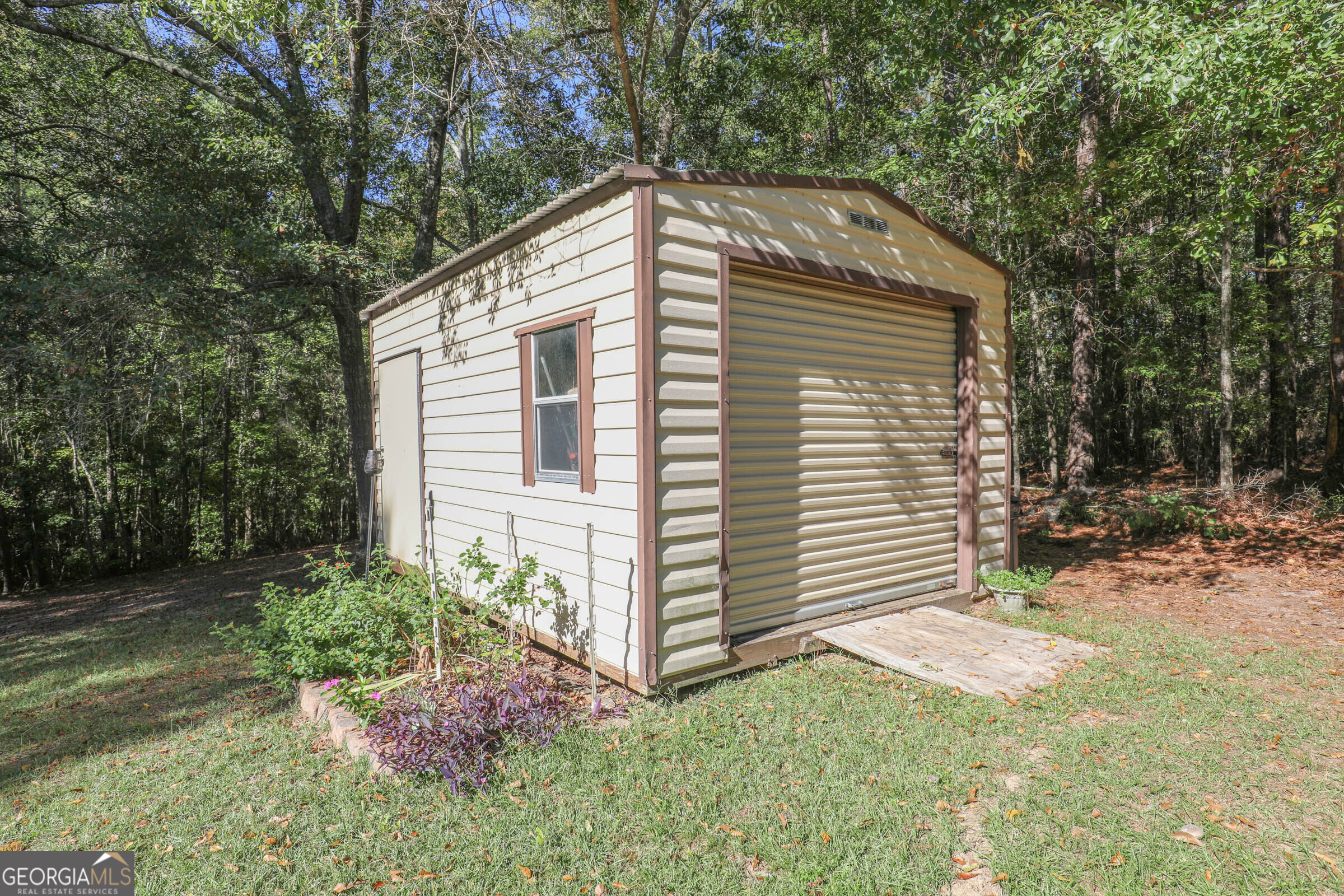 120 Hubbard Dr Property Photo 24