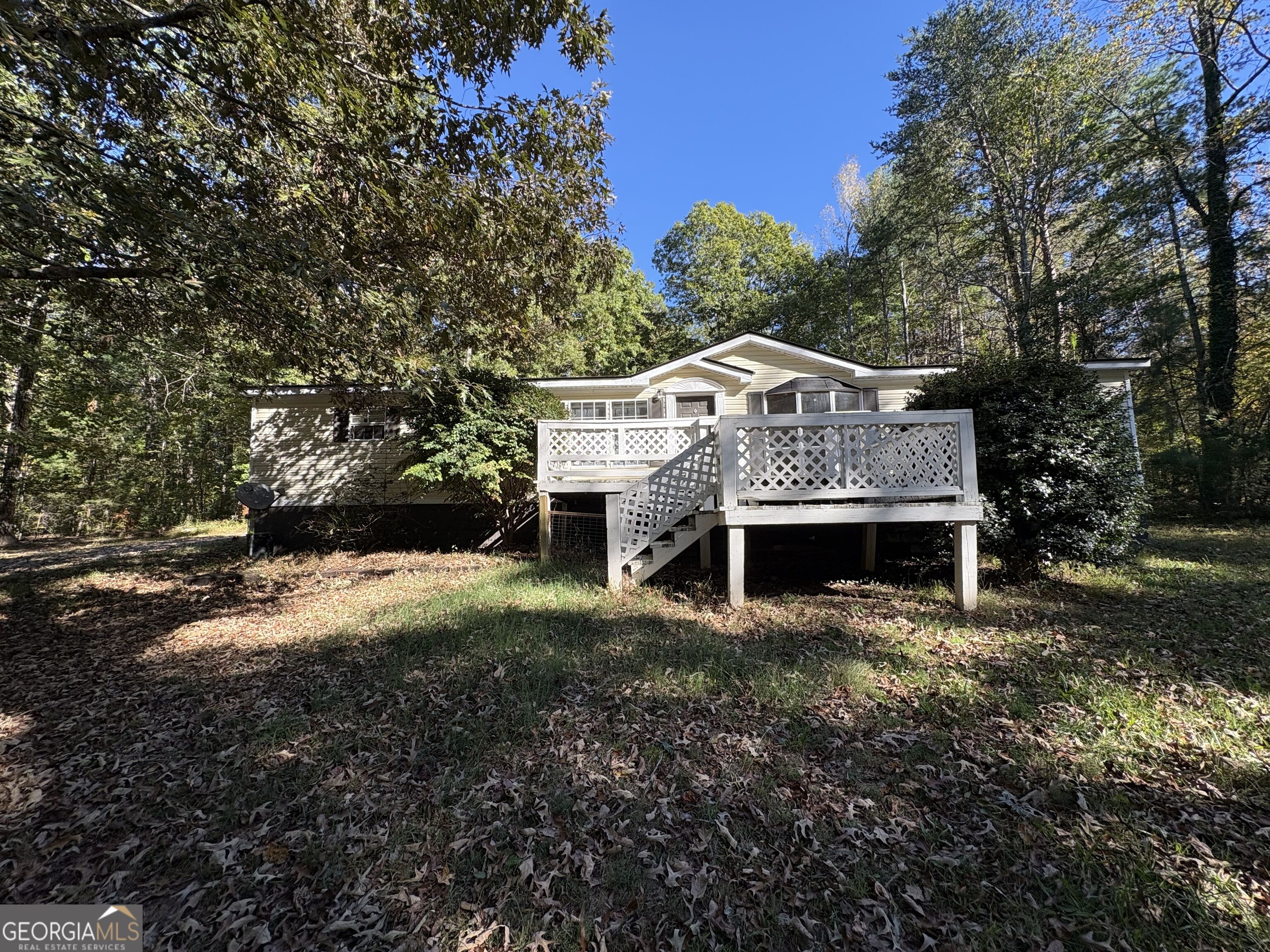 227 Lancelot Road Property Photo 1