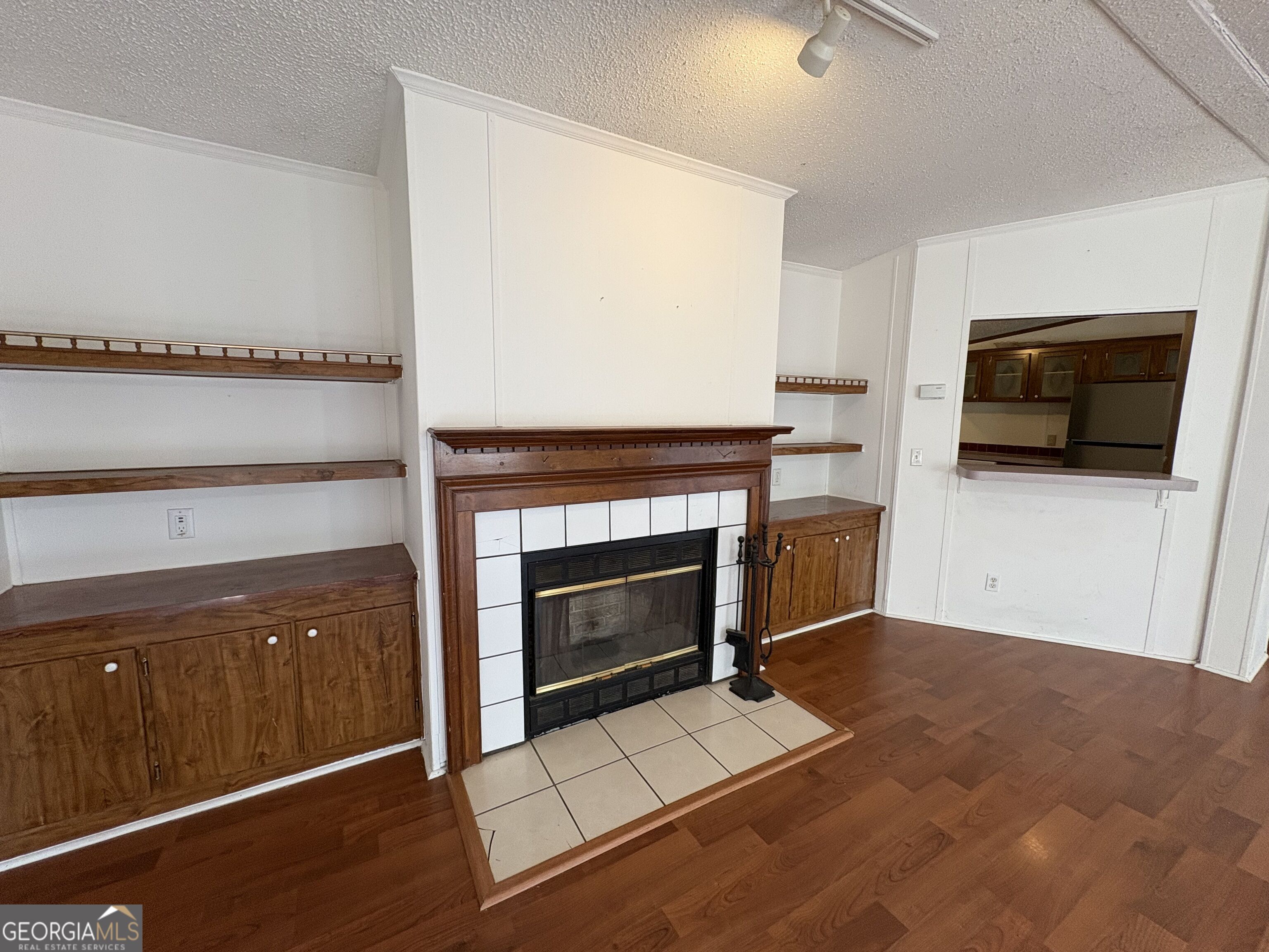 227 Lancelot Road Property Photo 8