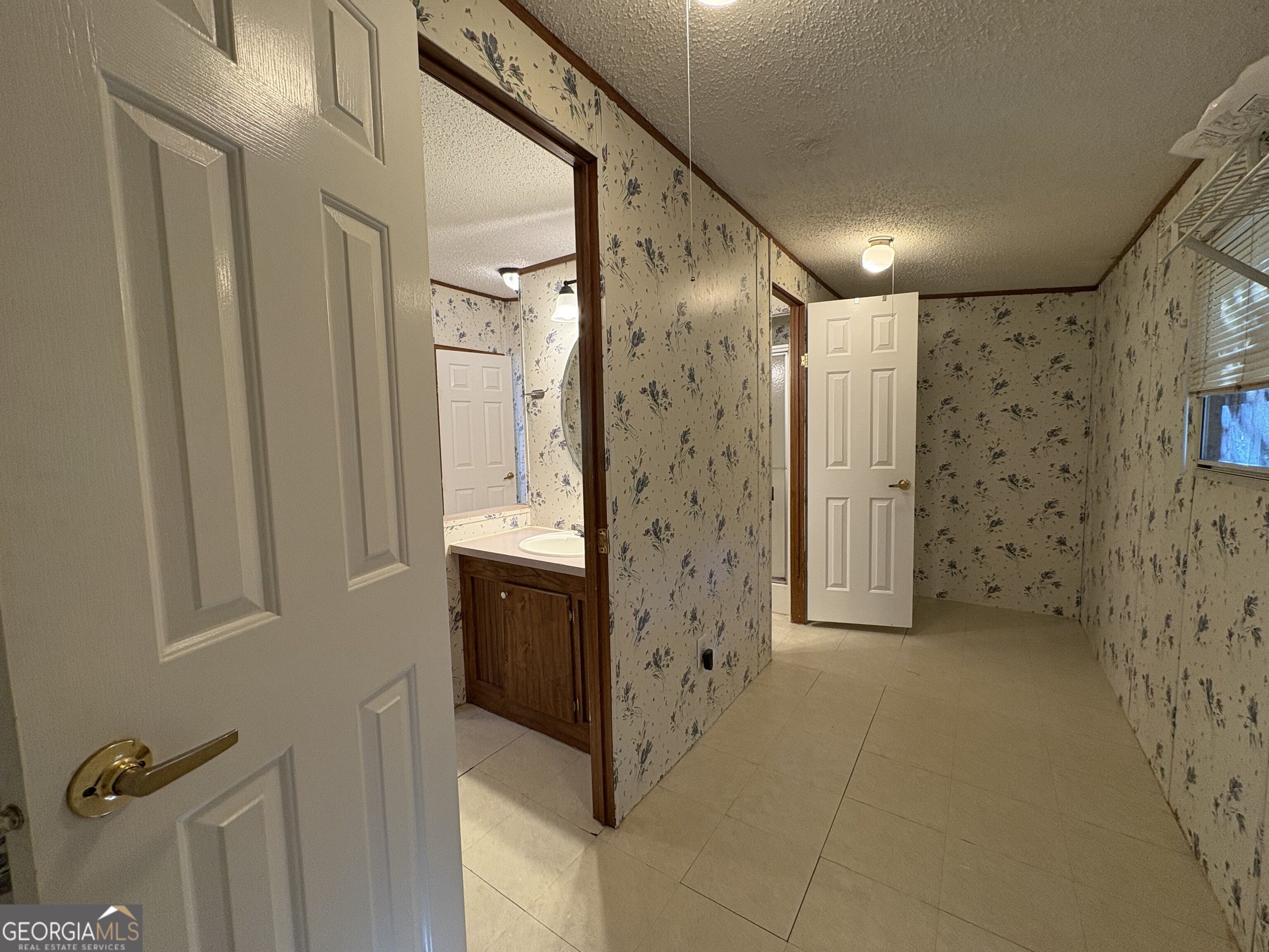 227 Lancelot Road Property Photo 13