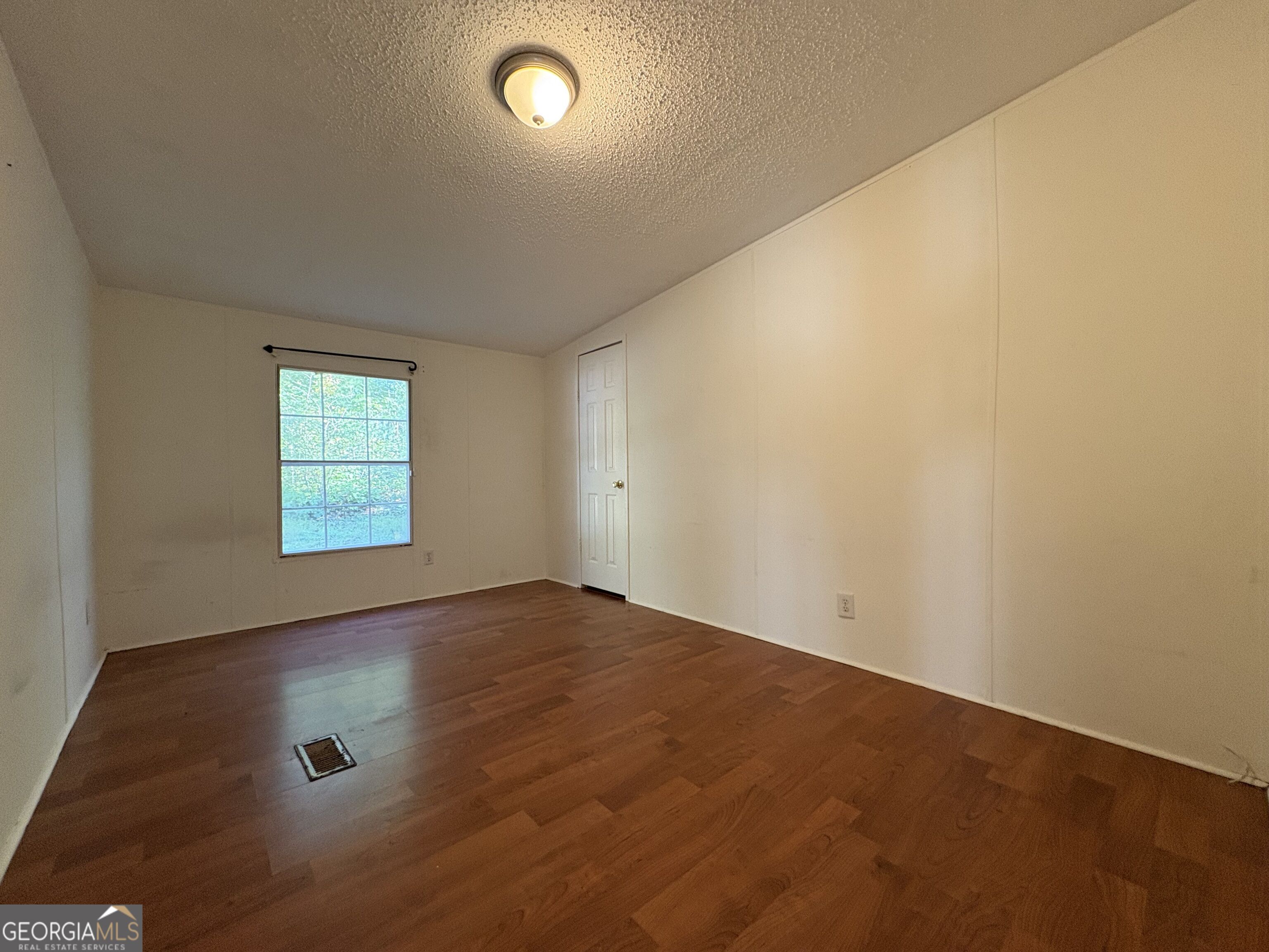 227 Lancelot Road Property Photo 22