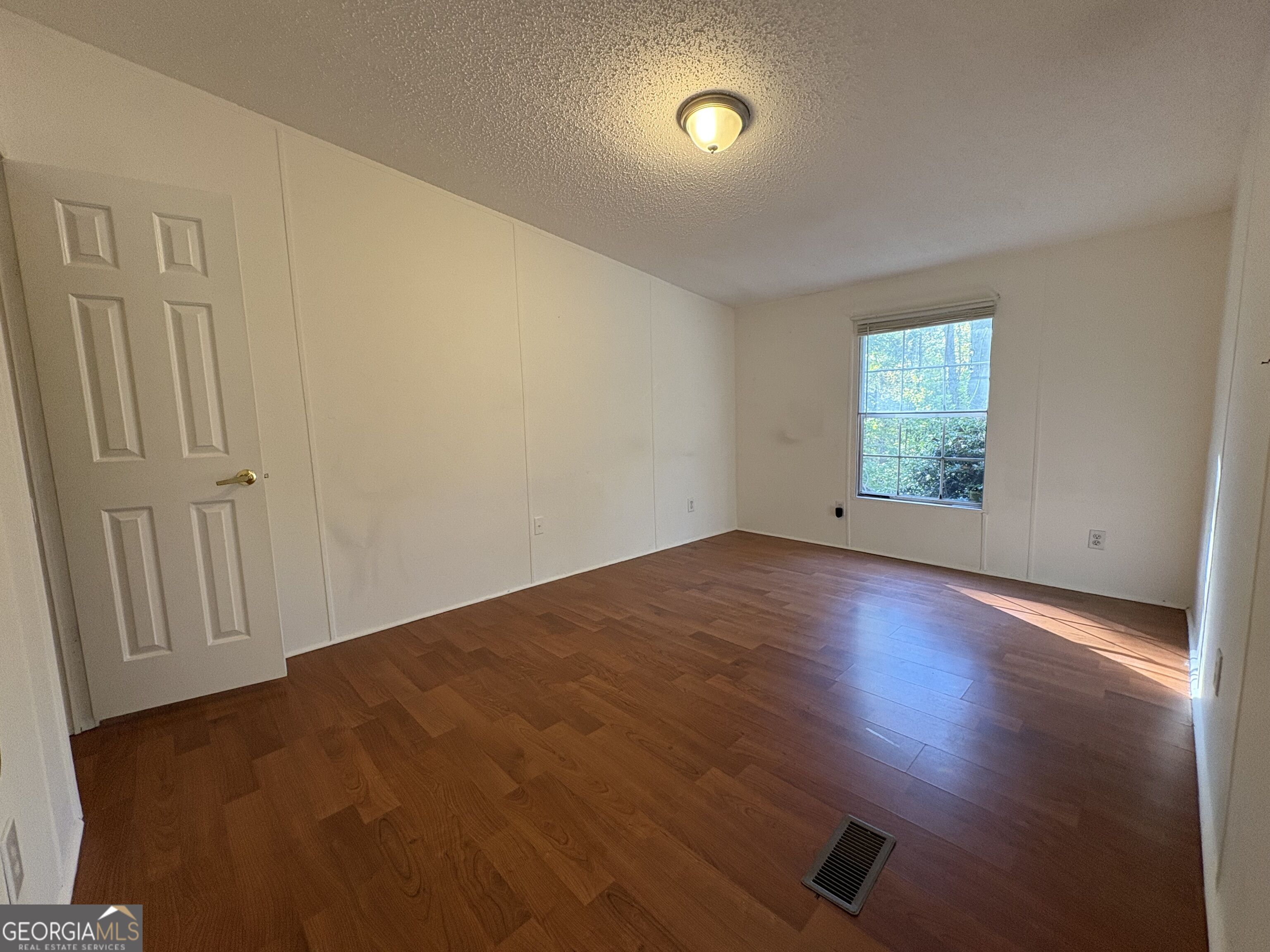 227 Lancelot Road Property Photo 23