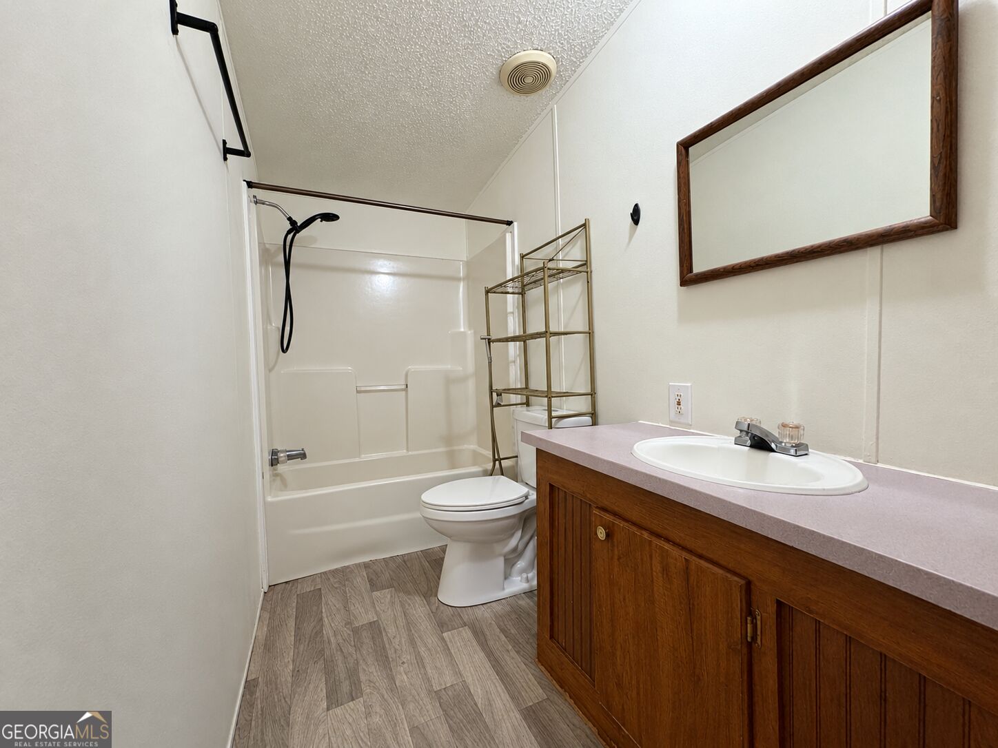 227 Lancelot Road Property Photo 26