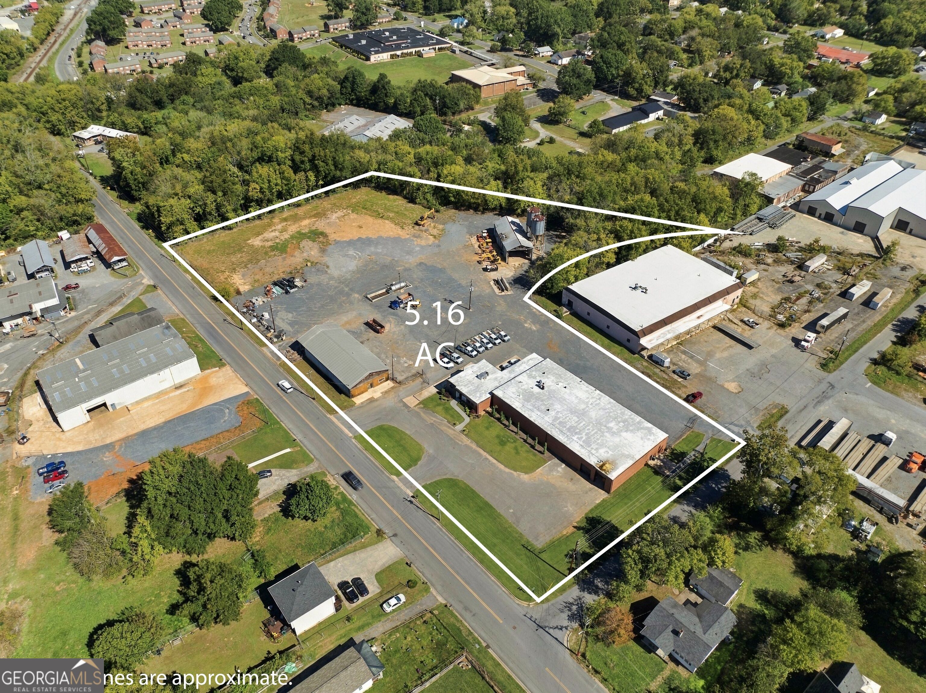405 Cedar Avenue Sw Property Photo 2