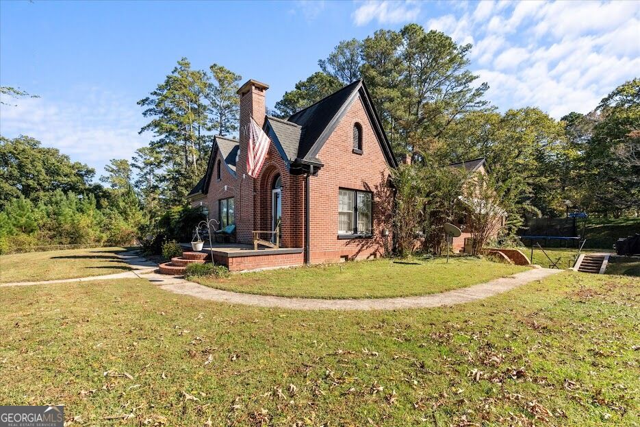 48 Webb Drive Property Photo 3