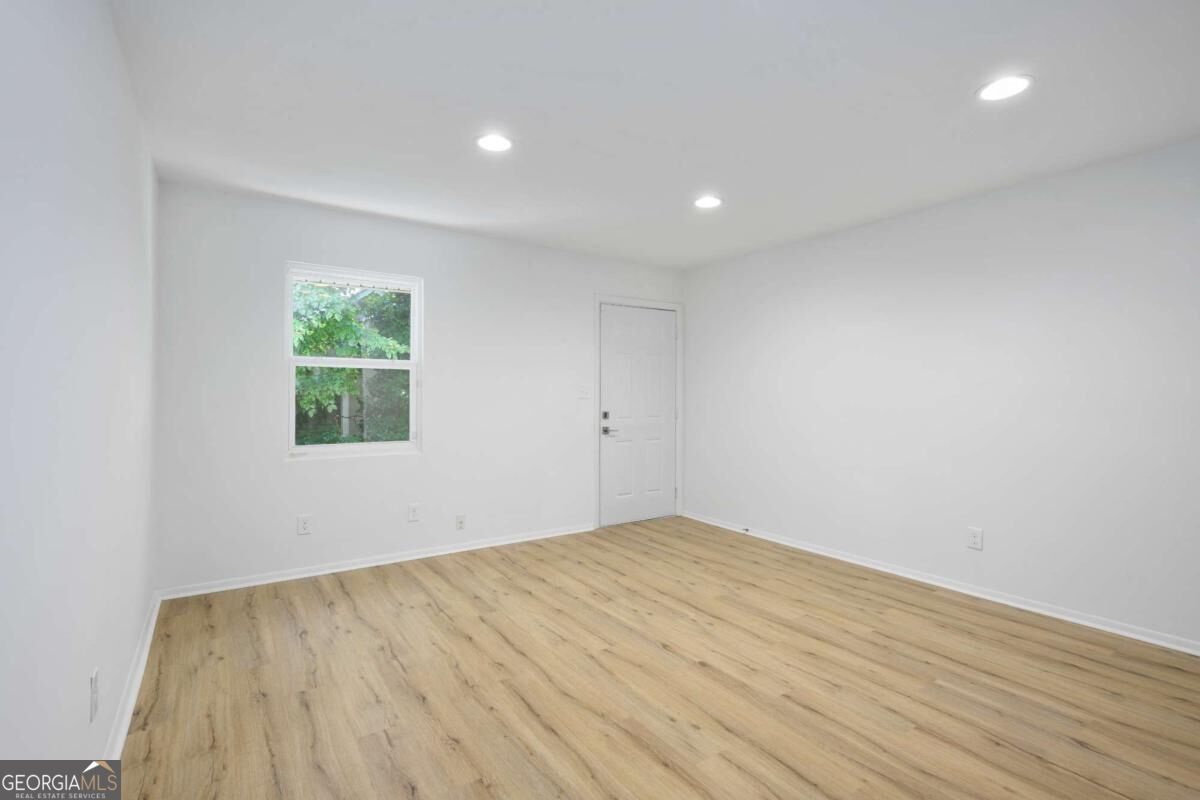 1170 Greenwich Street Sw # 6 Property Photo 4