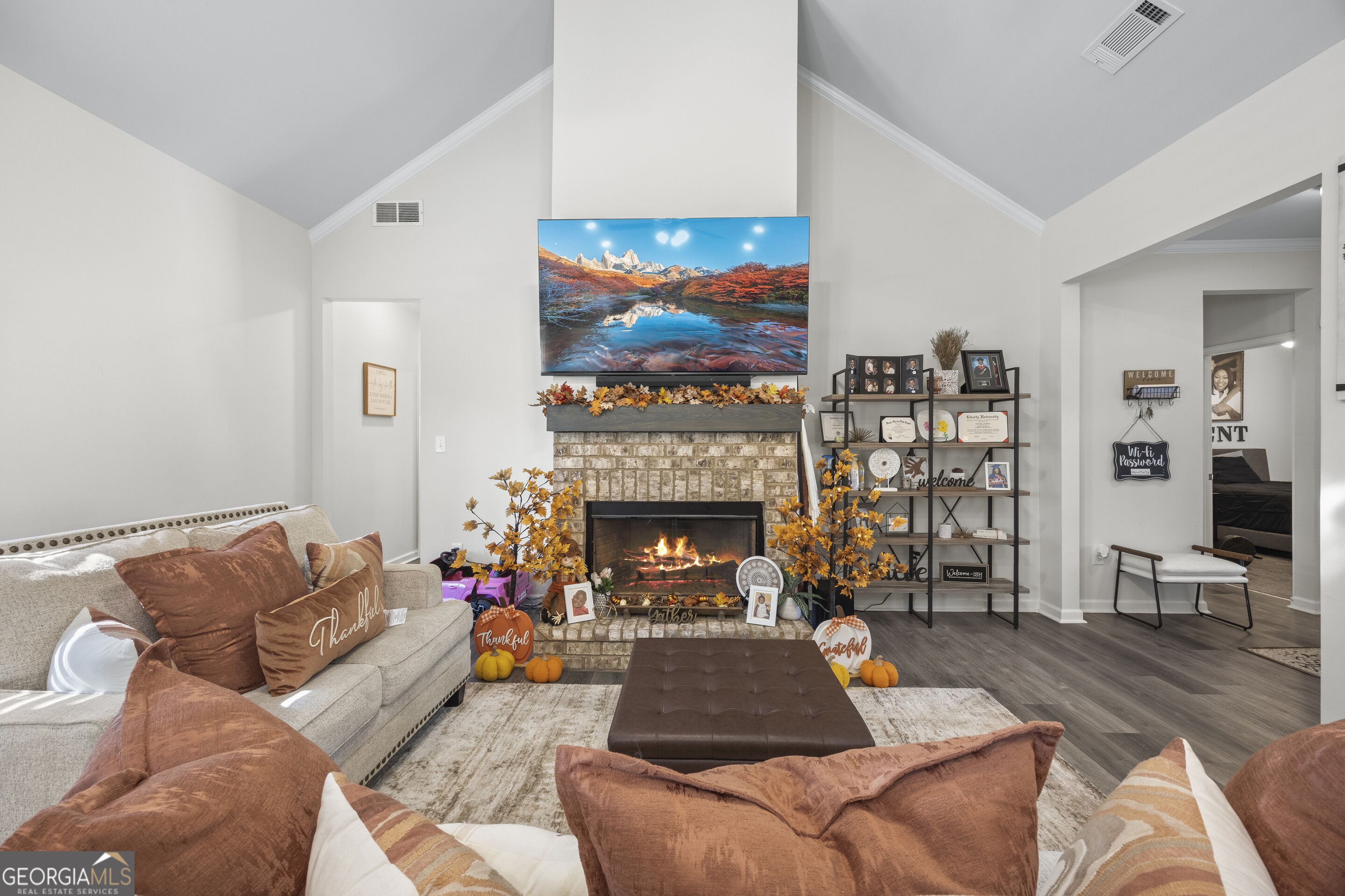 388 Sunset Drive Property Photo 16