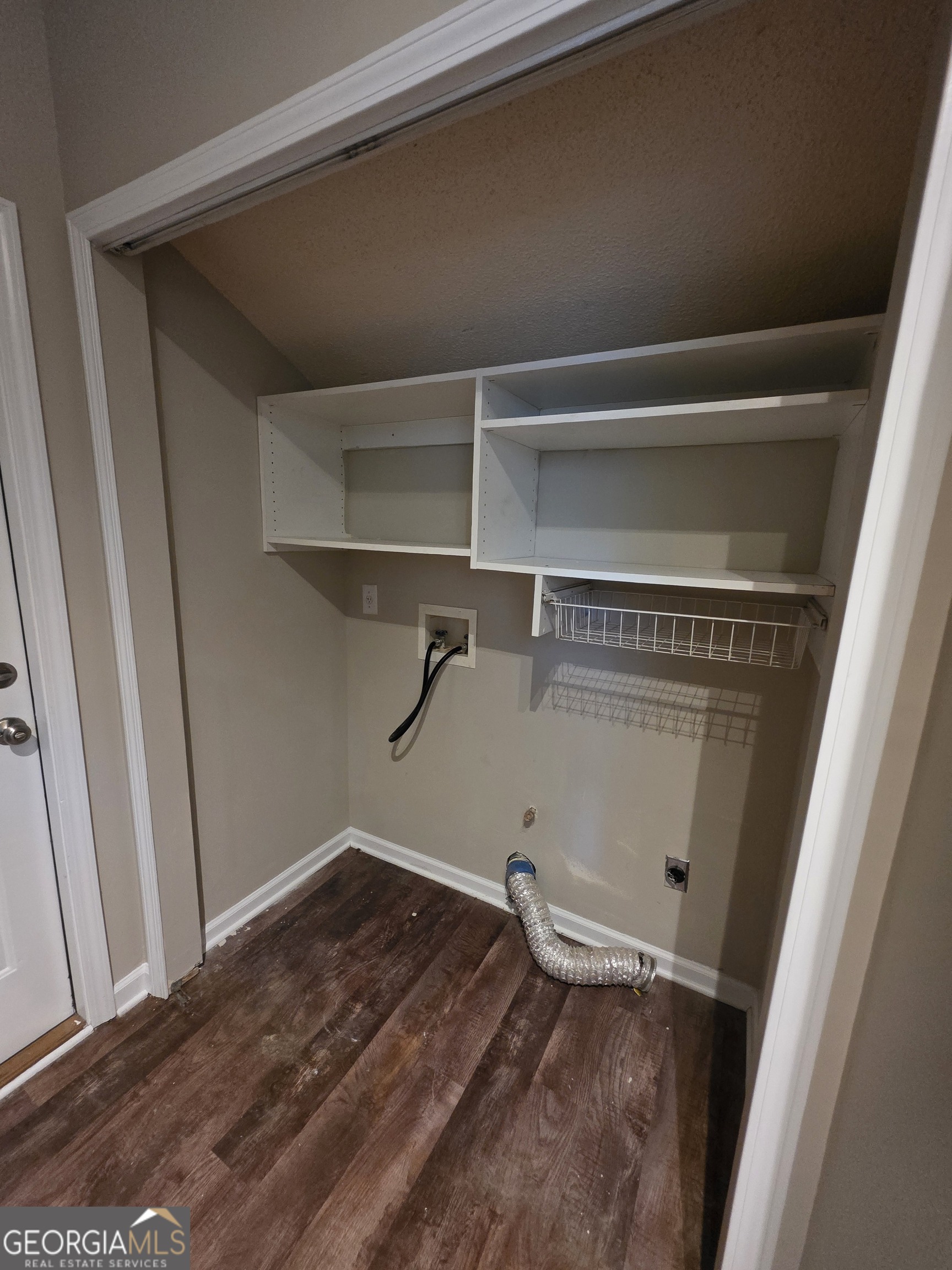 602 N Fairfield Drive Property Photo 12