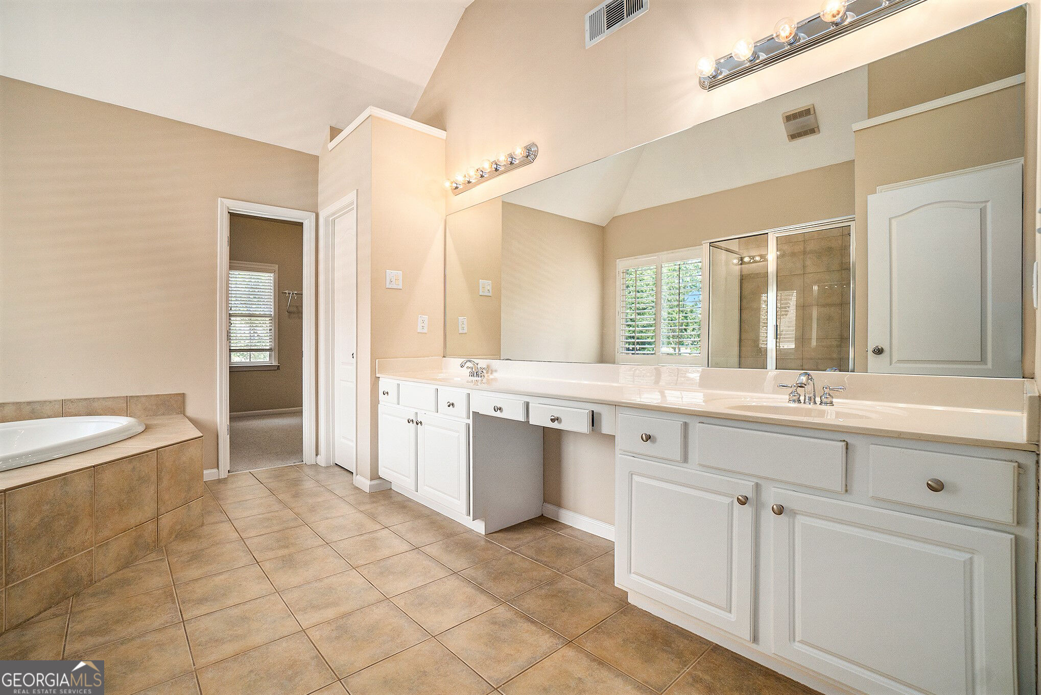 156 Middleton Place Property Photo 24