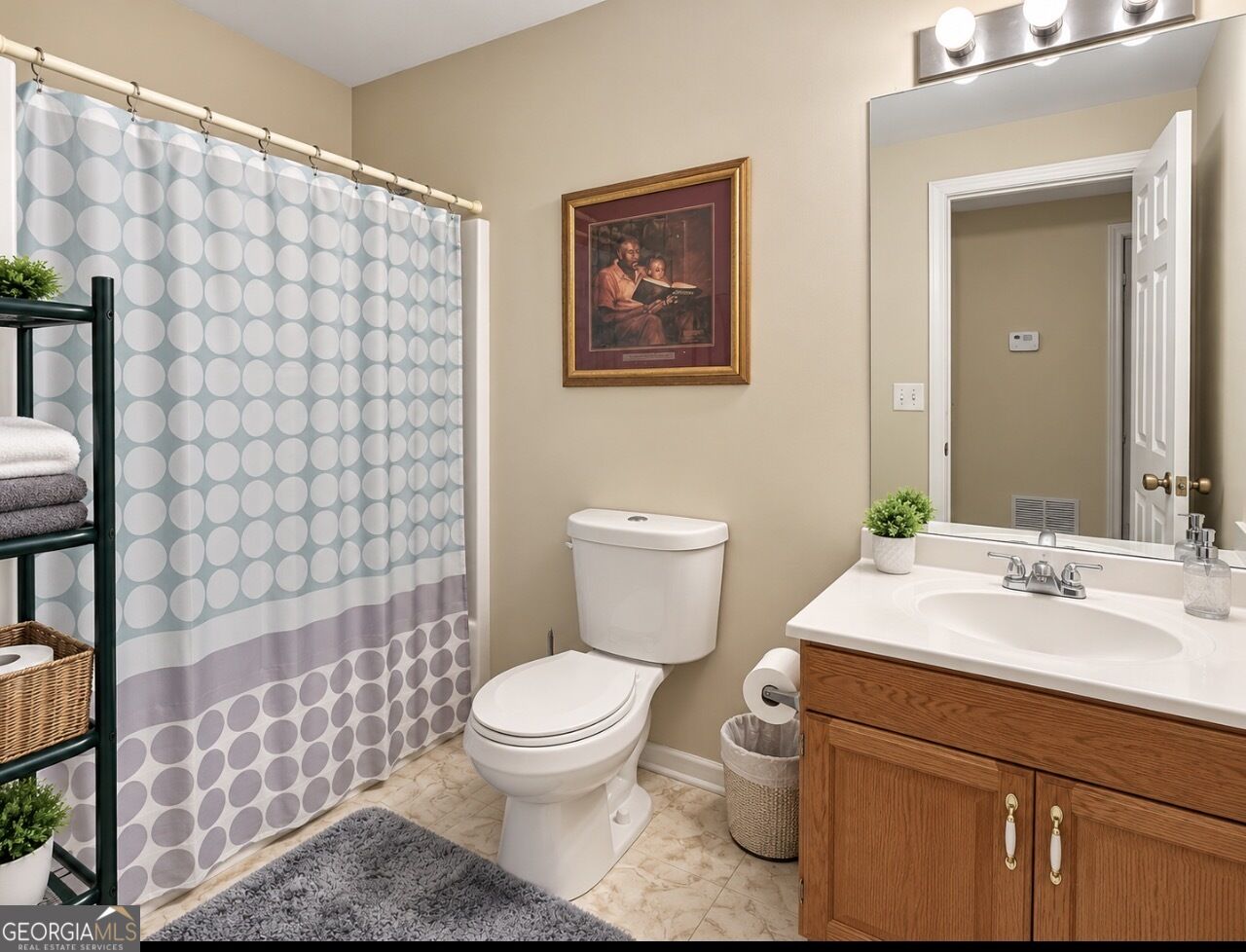 330 Kendall Lane Property Photo 17