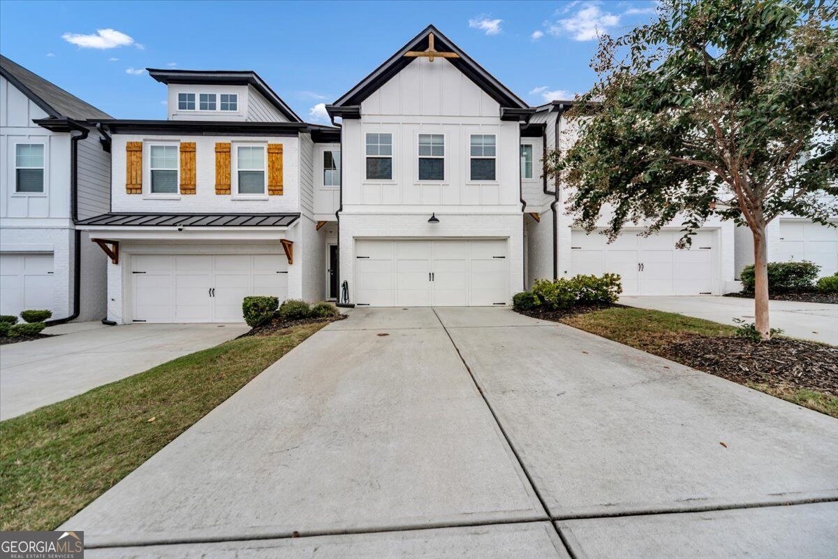 94 Garrison Drive Property Photo 1
