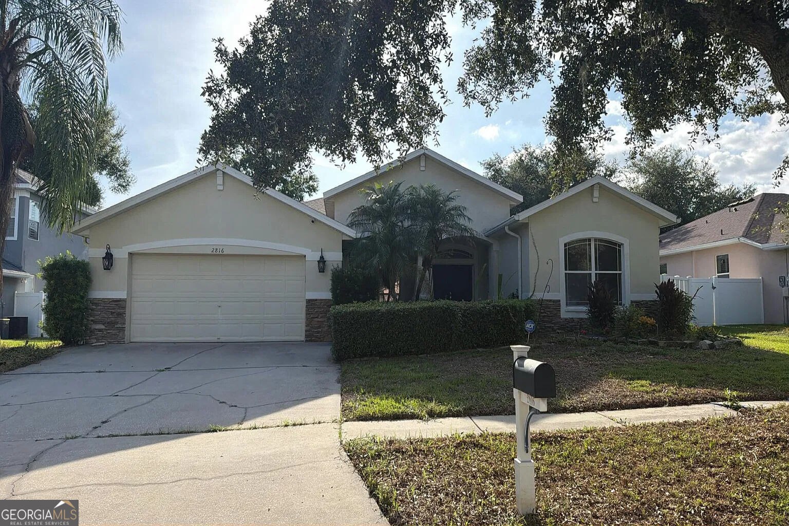 2816 Rolling Acres Place
