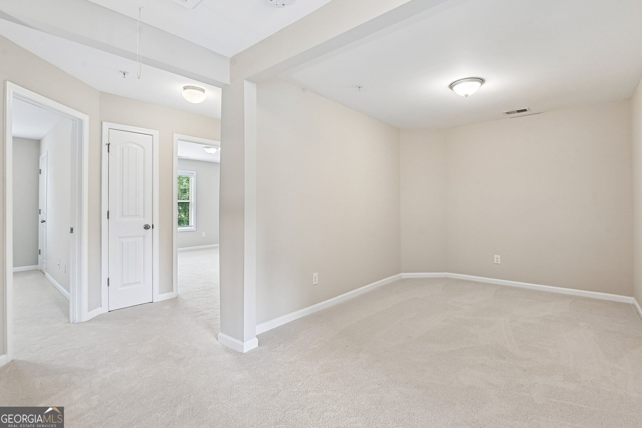 1208 Foxcroft Lane Property Photo 12