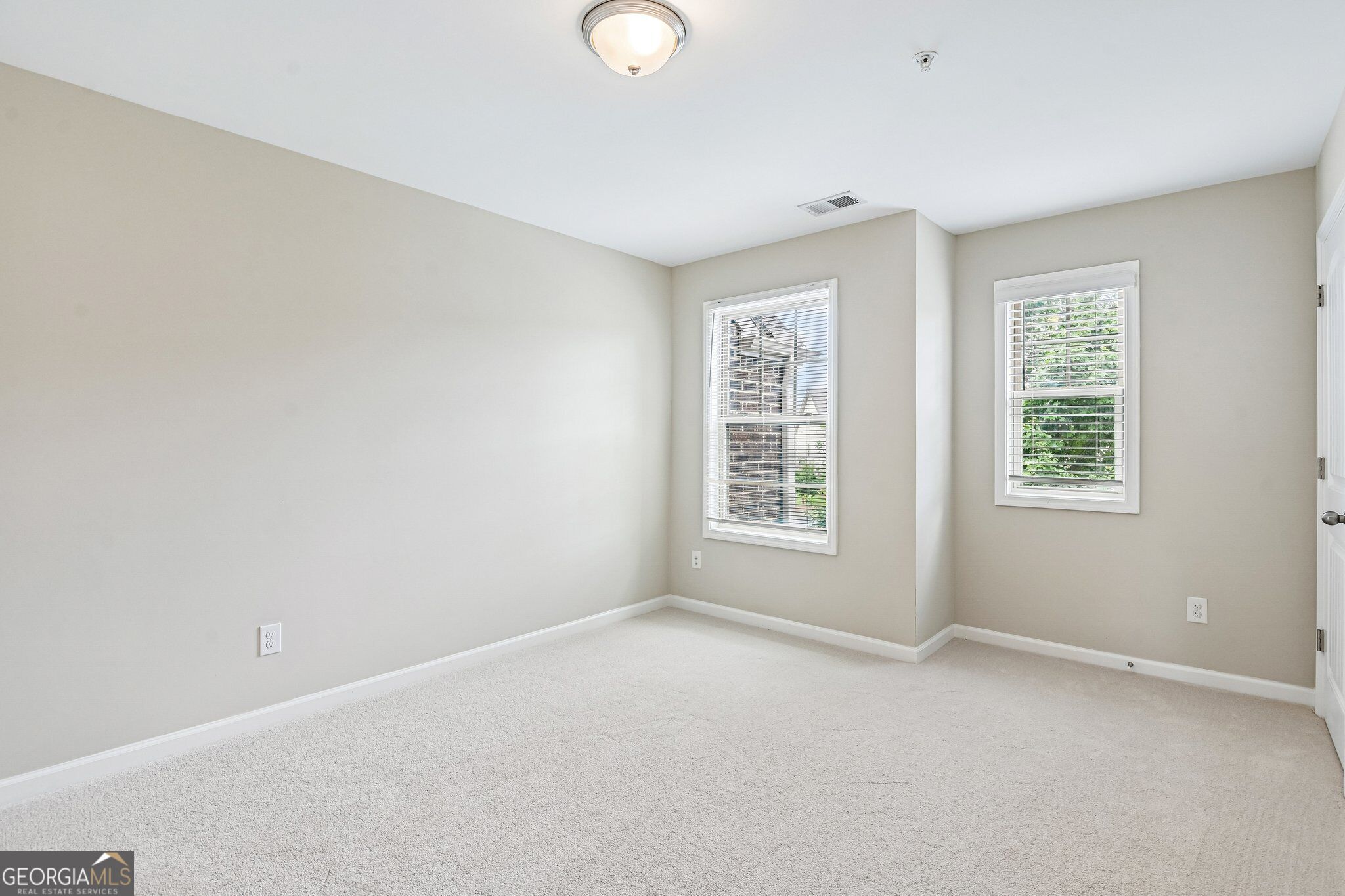 1208 Foxcroft Lane Property Photo 20