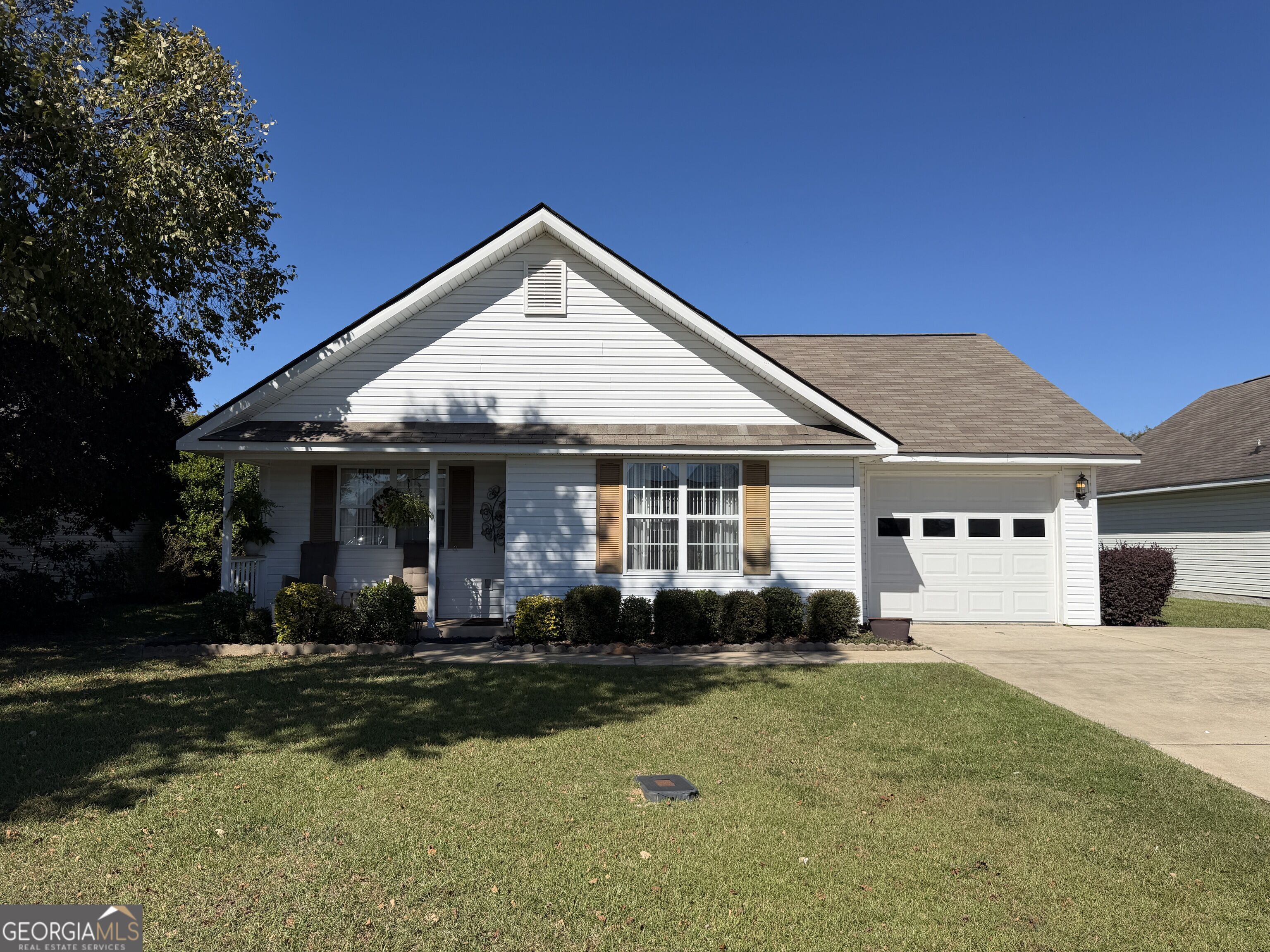 406 Eagles Landing Trail Property Photo 1