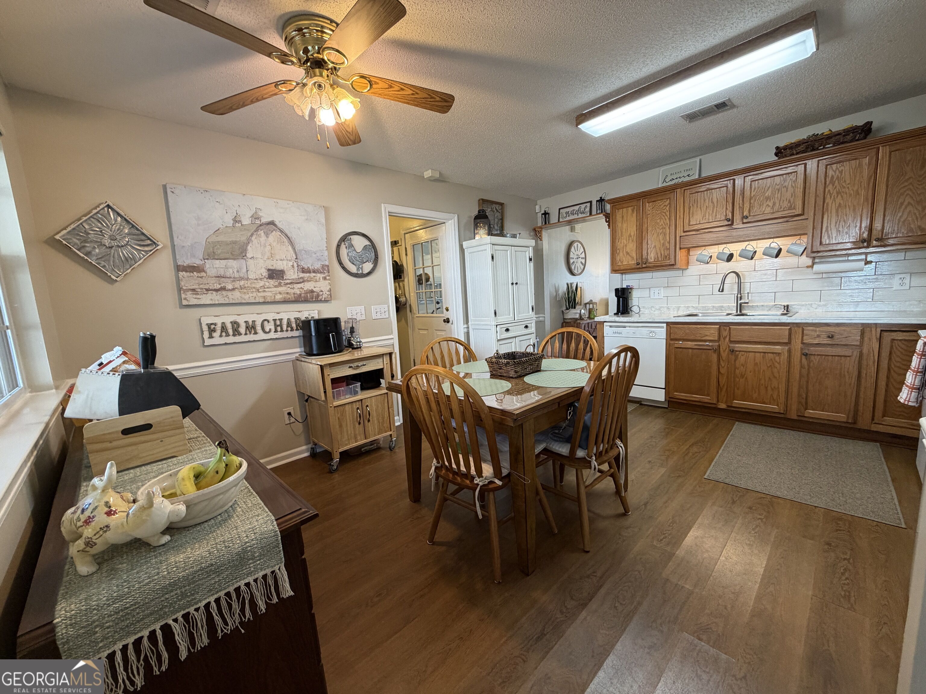 406 Eagles Landing Trail Property Photo 7