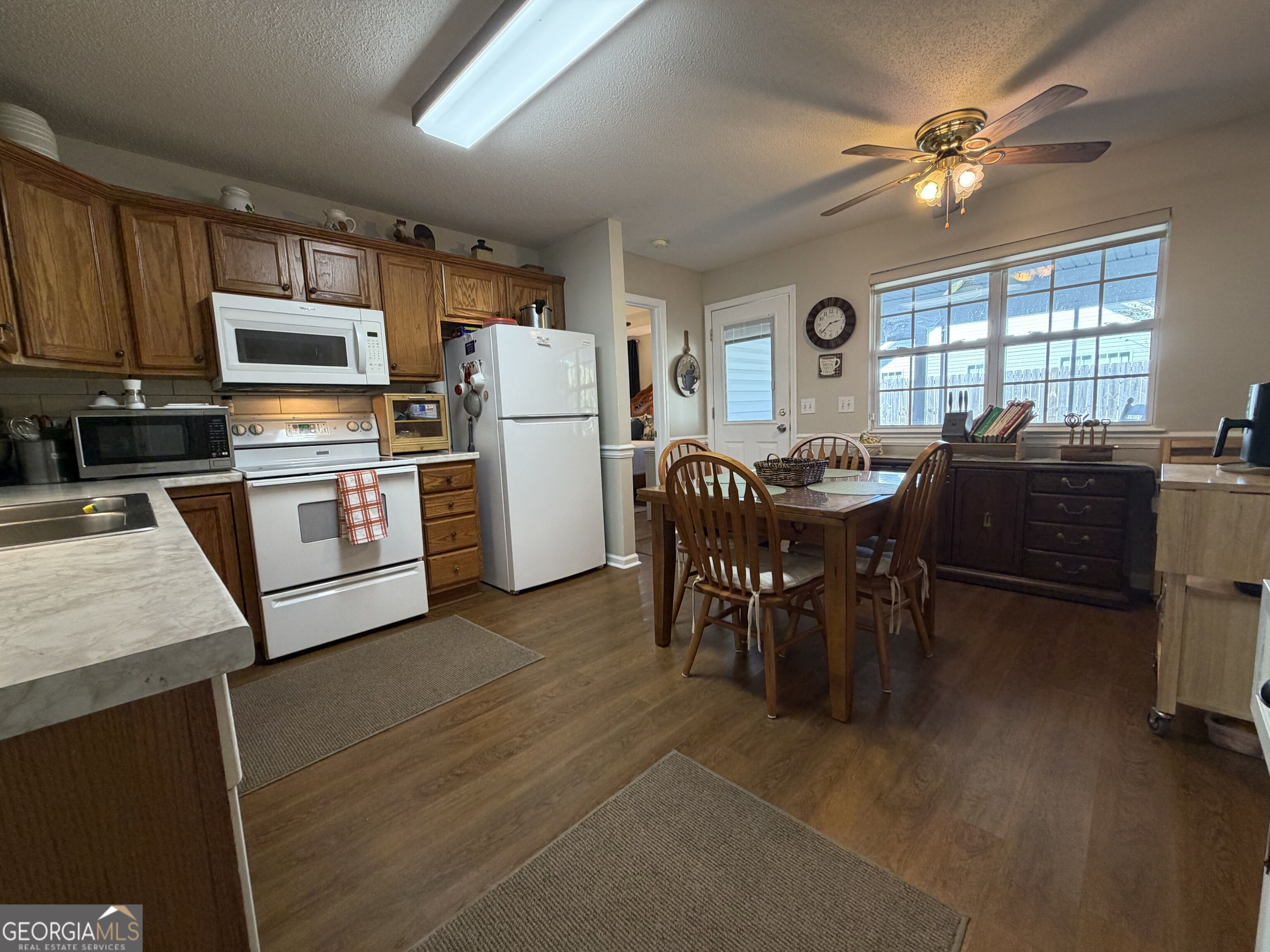 406 Eagles Landing Trail Property Photo 8
