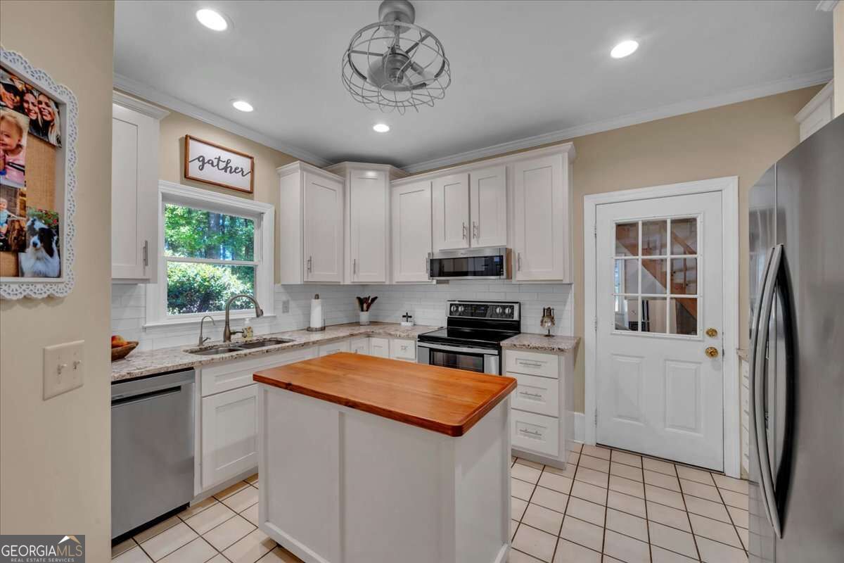 110 Kenneth Drive Property Photo 17