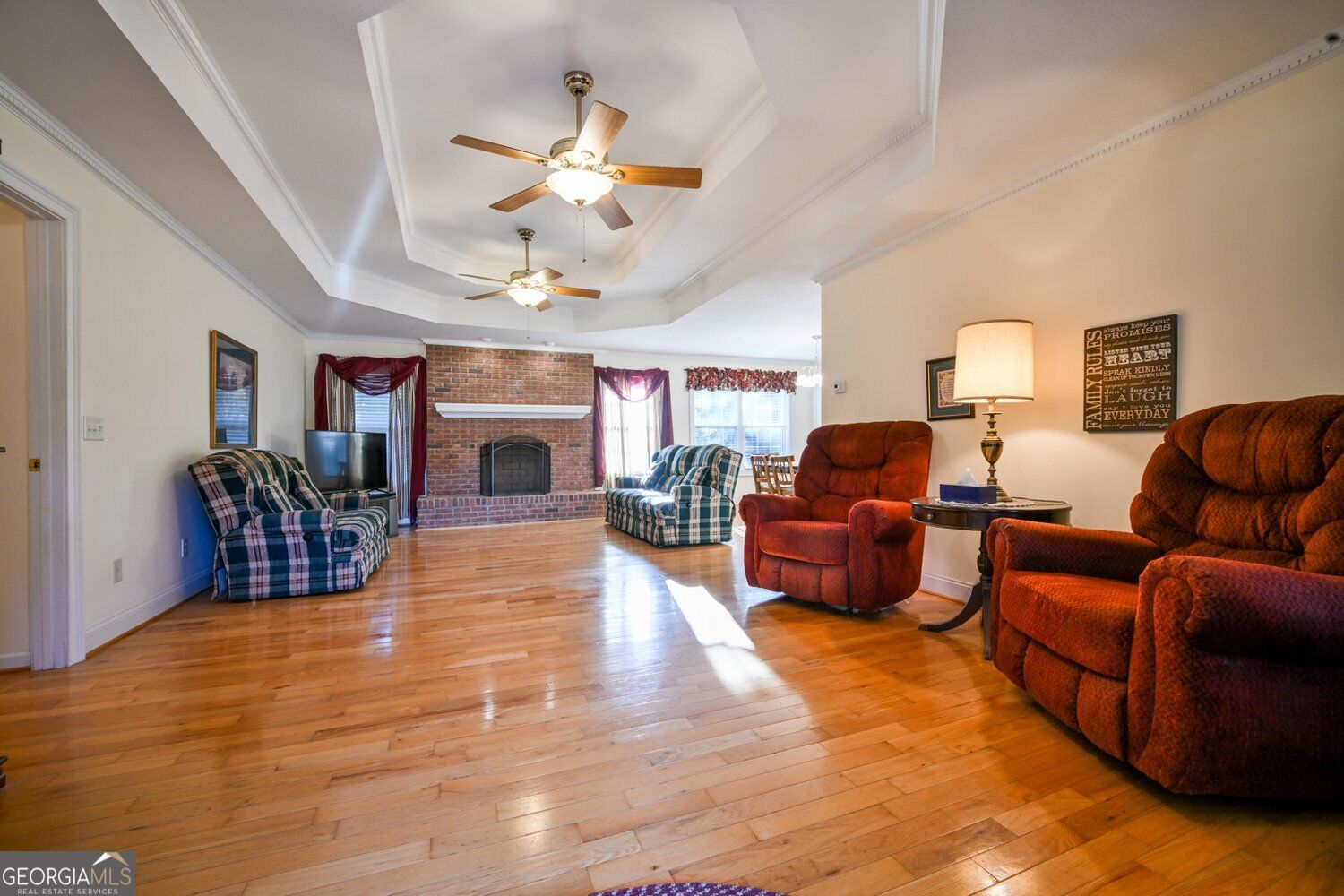 4330 Damascus Road Property Photo 5