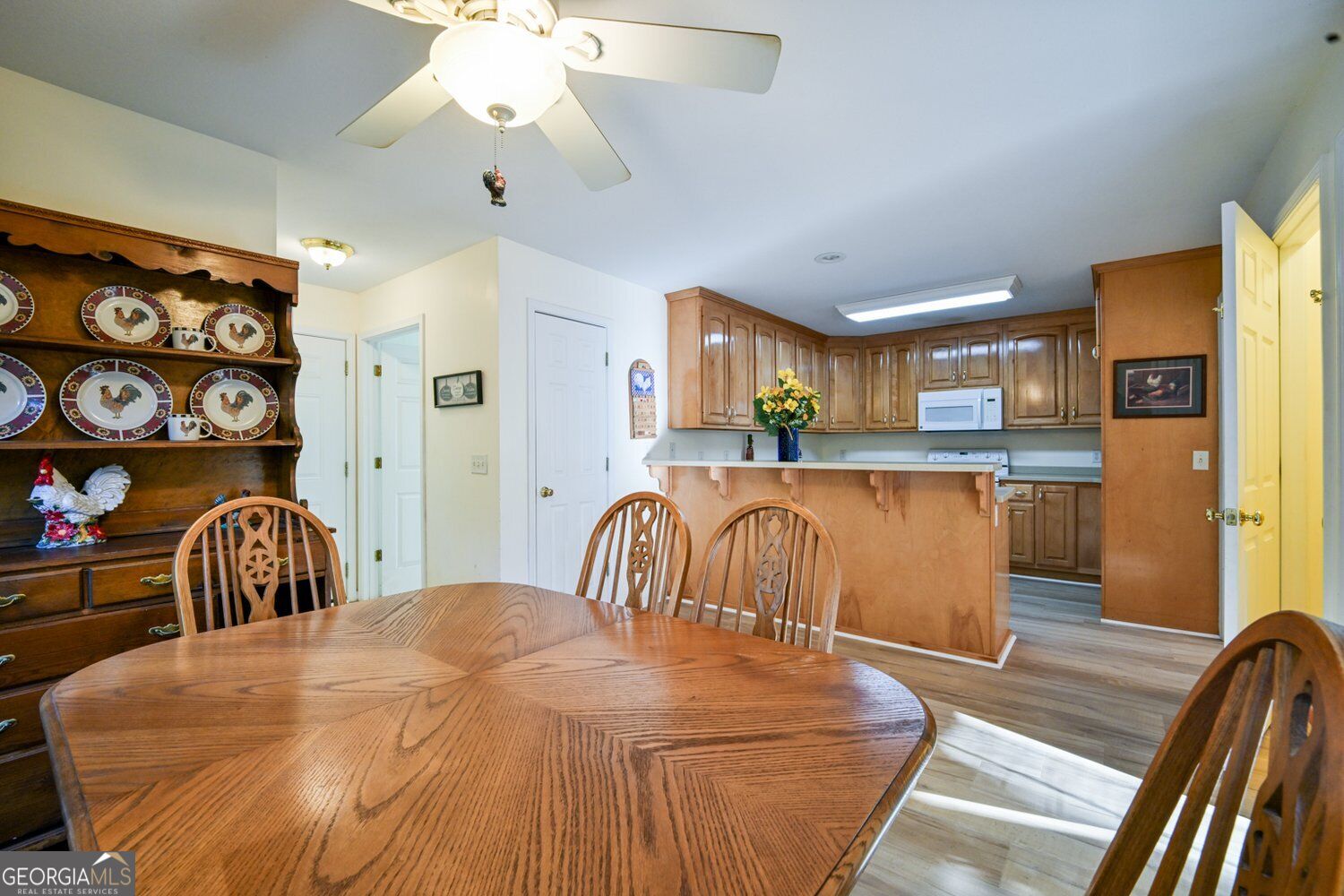 4330 Damascus Road Property Photo 15