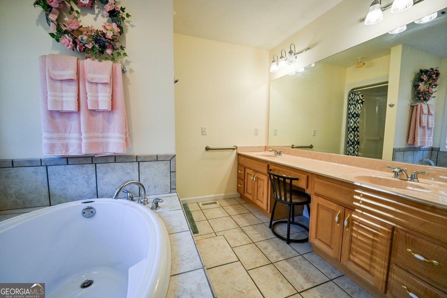 4330 Damascus Road Property Photo 26