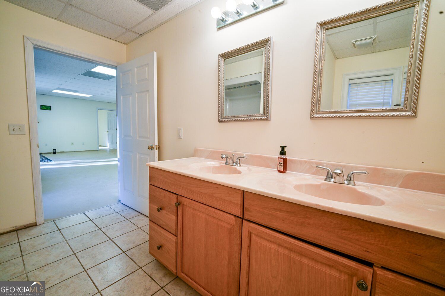 4330 Damascus Road Property Photo 40