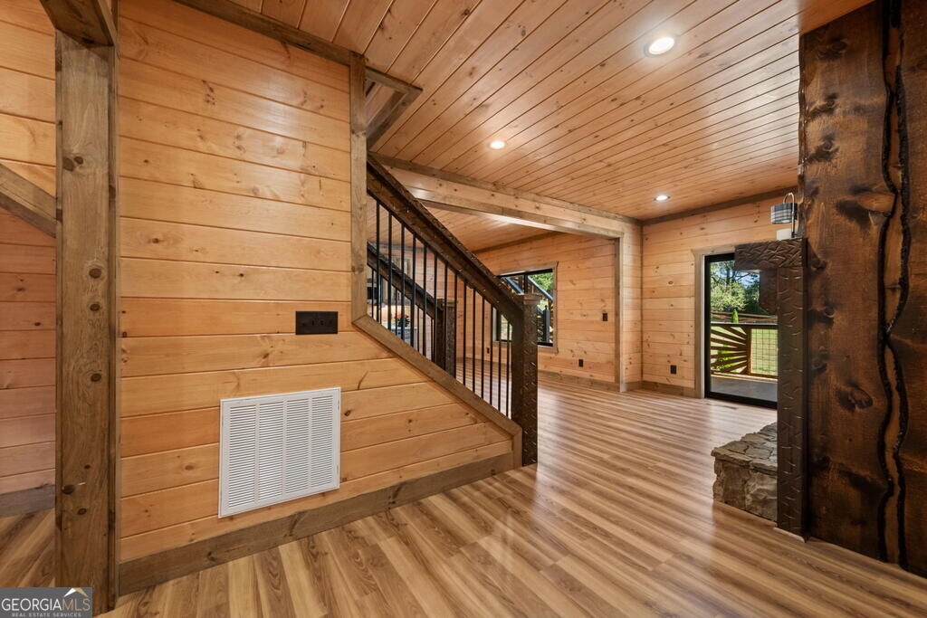 503 Church Street Property Photo 13