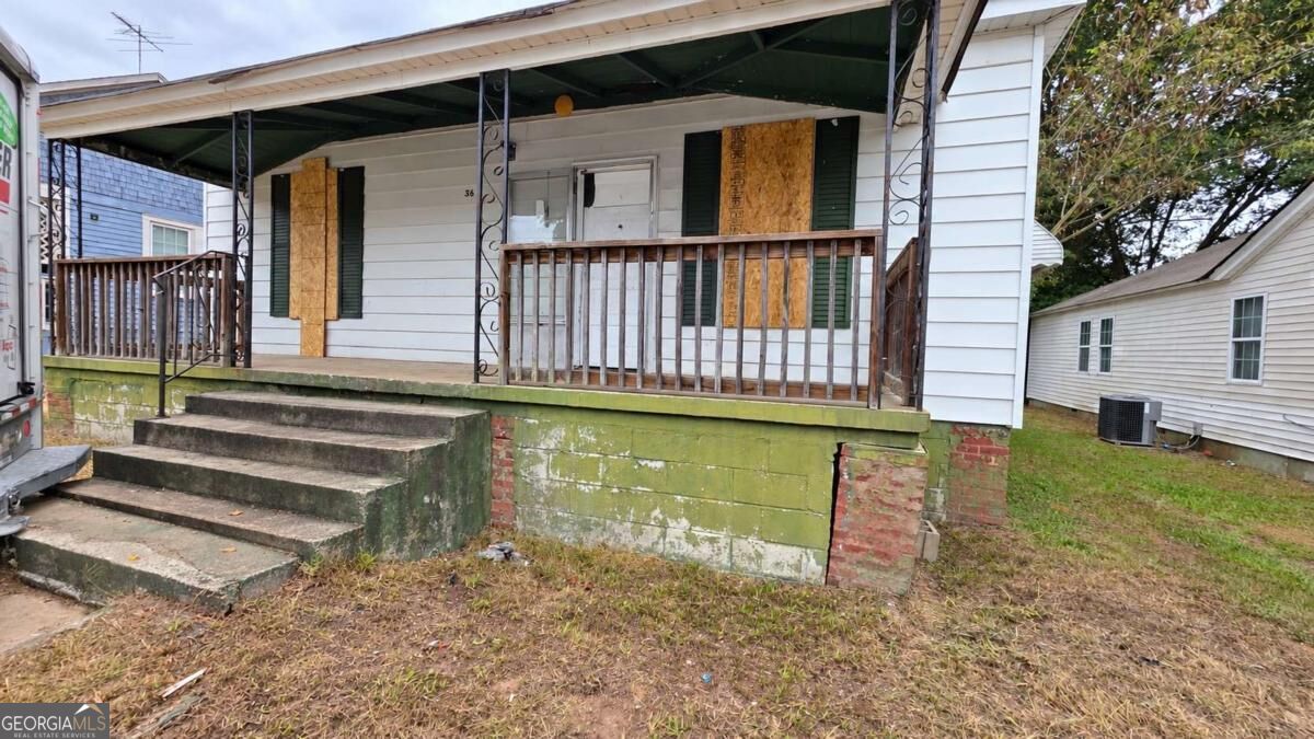 36 Hazel Street Property Photo 1