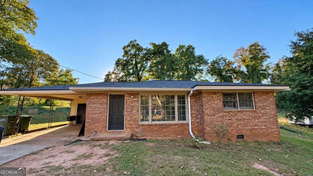 113 Carter Street Property Photo 2
