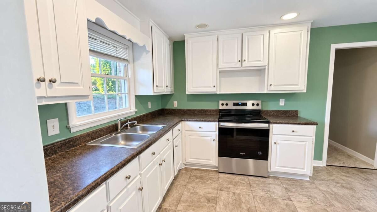 113 Carter Street Property Photo 15