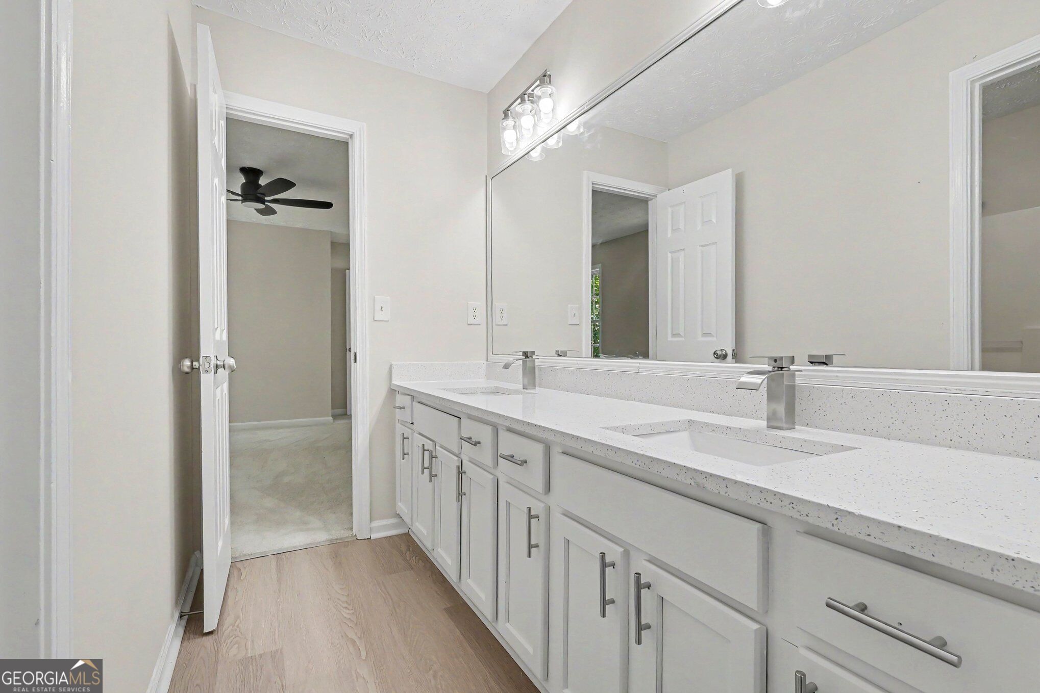1128 Mitford Lane Property Photo 14