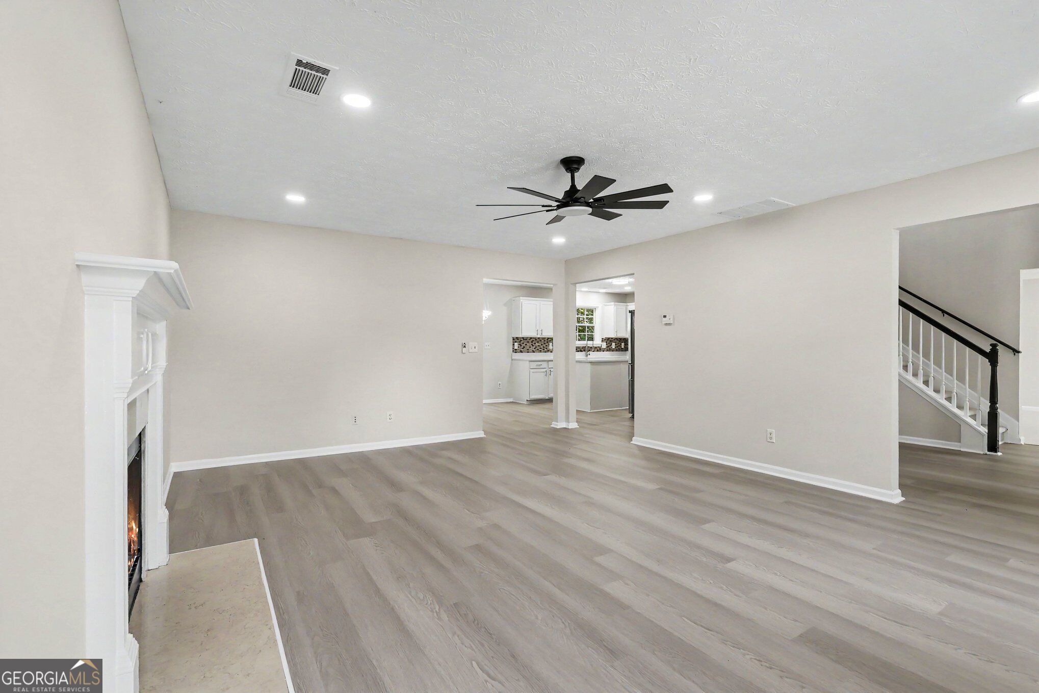 1128 Mitford Lane Property Photo 18