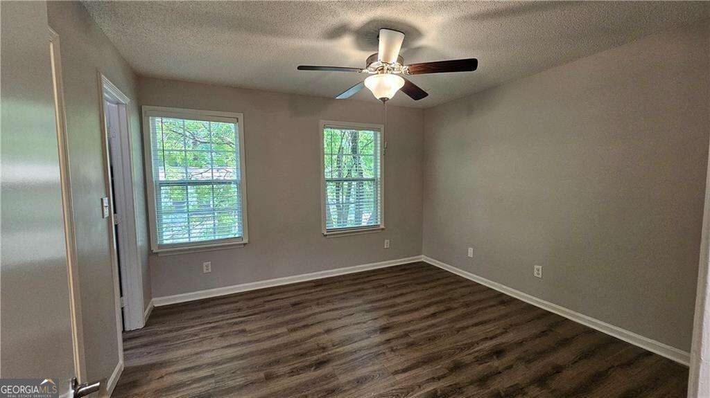 1403 Stone Mill Trace Property Photo 11