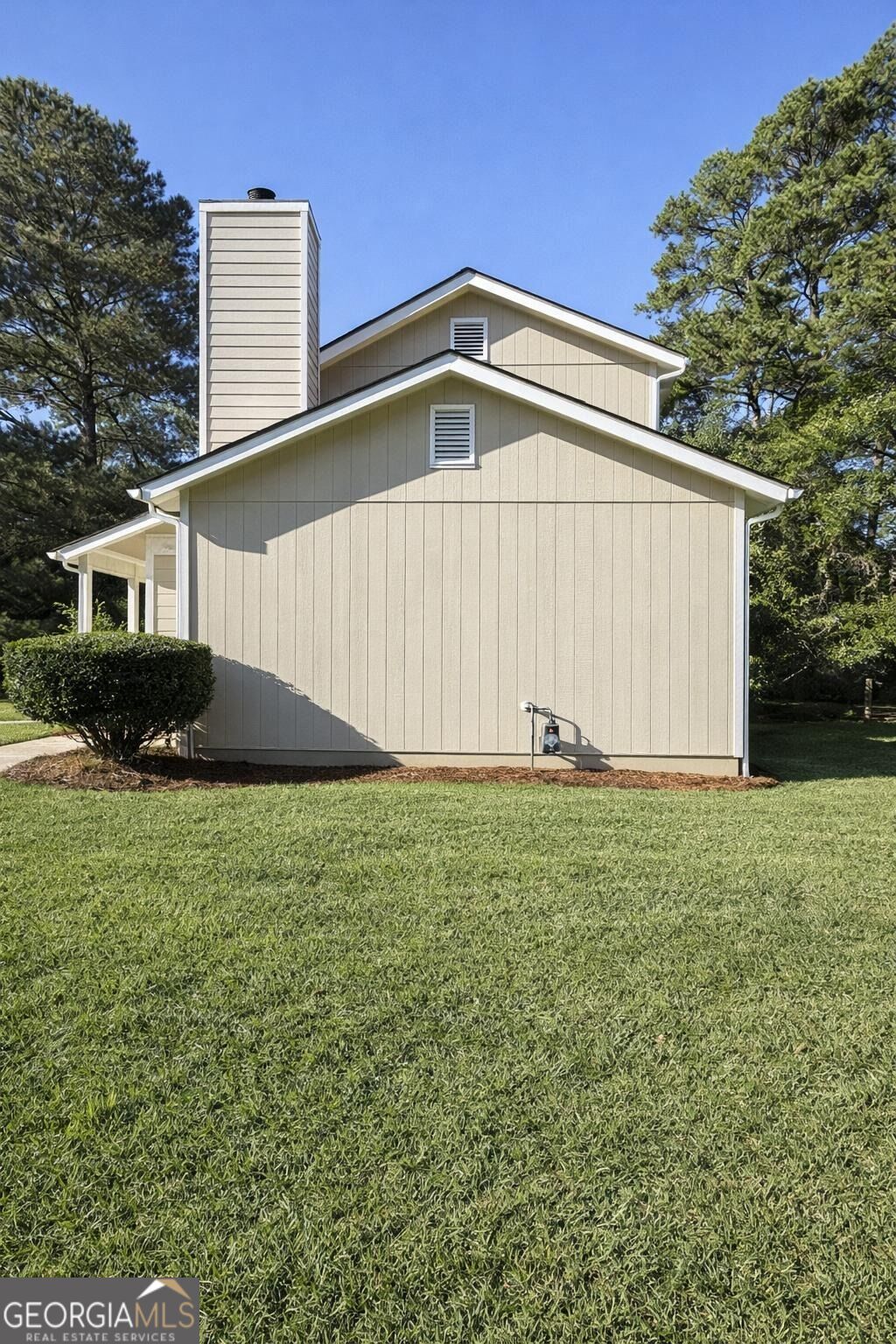 1500 Chelsea Downs Drive Ne Property Photo 2