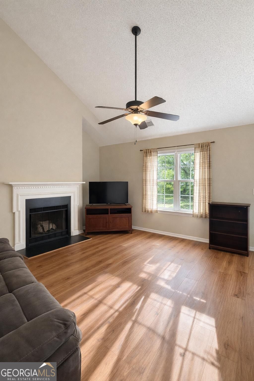 1500 Chelsea Downs Drive Ne Property Photo 7