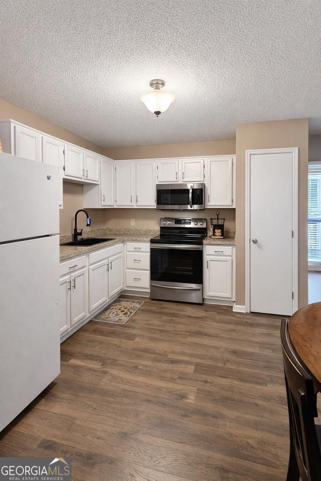 1500 Chelsea Downs Drive Ne Property Photo 8