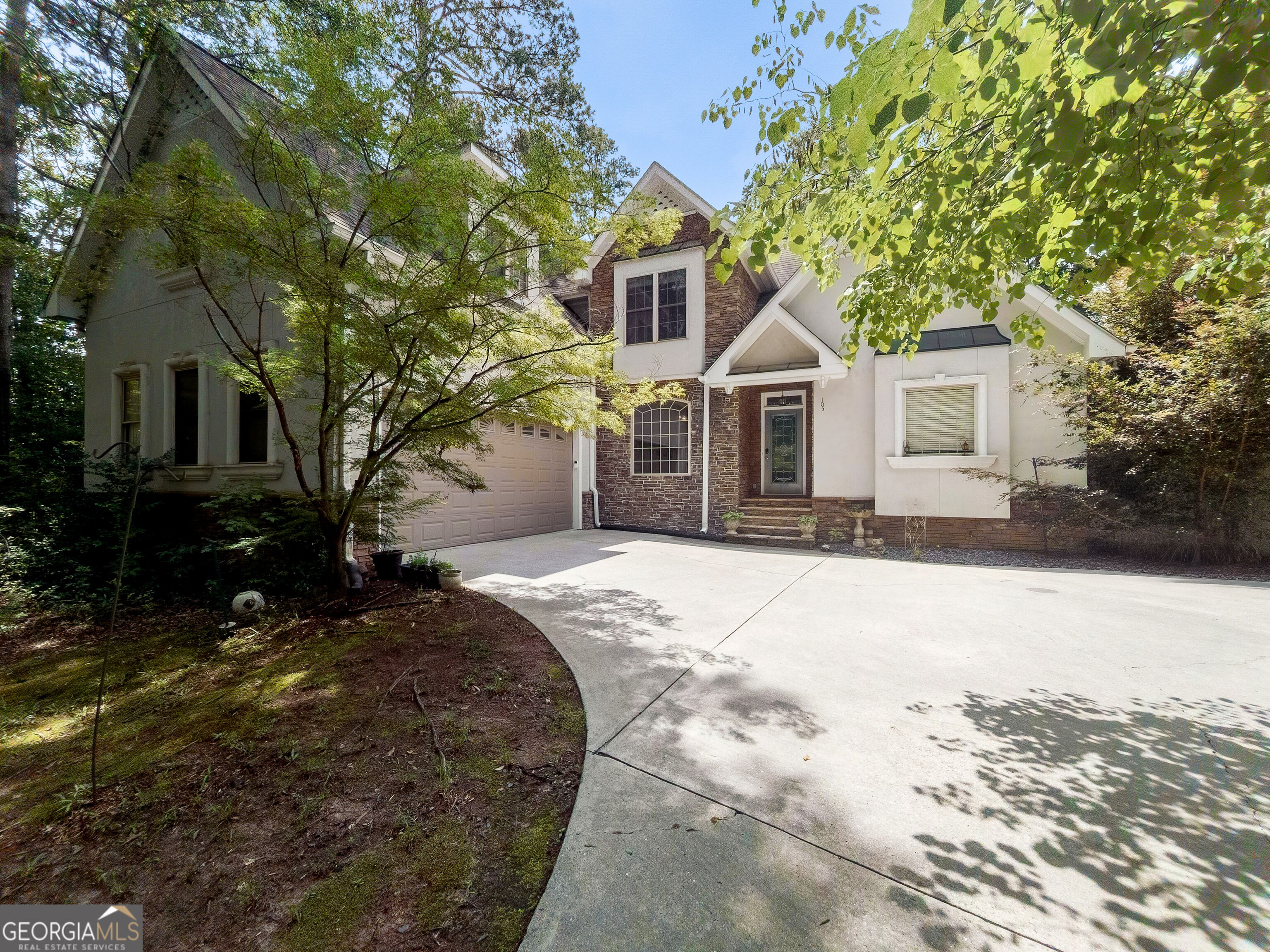 105 Telfair Court Property Photo 1