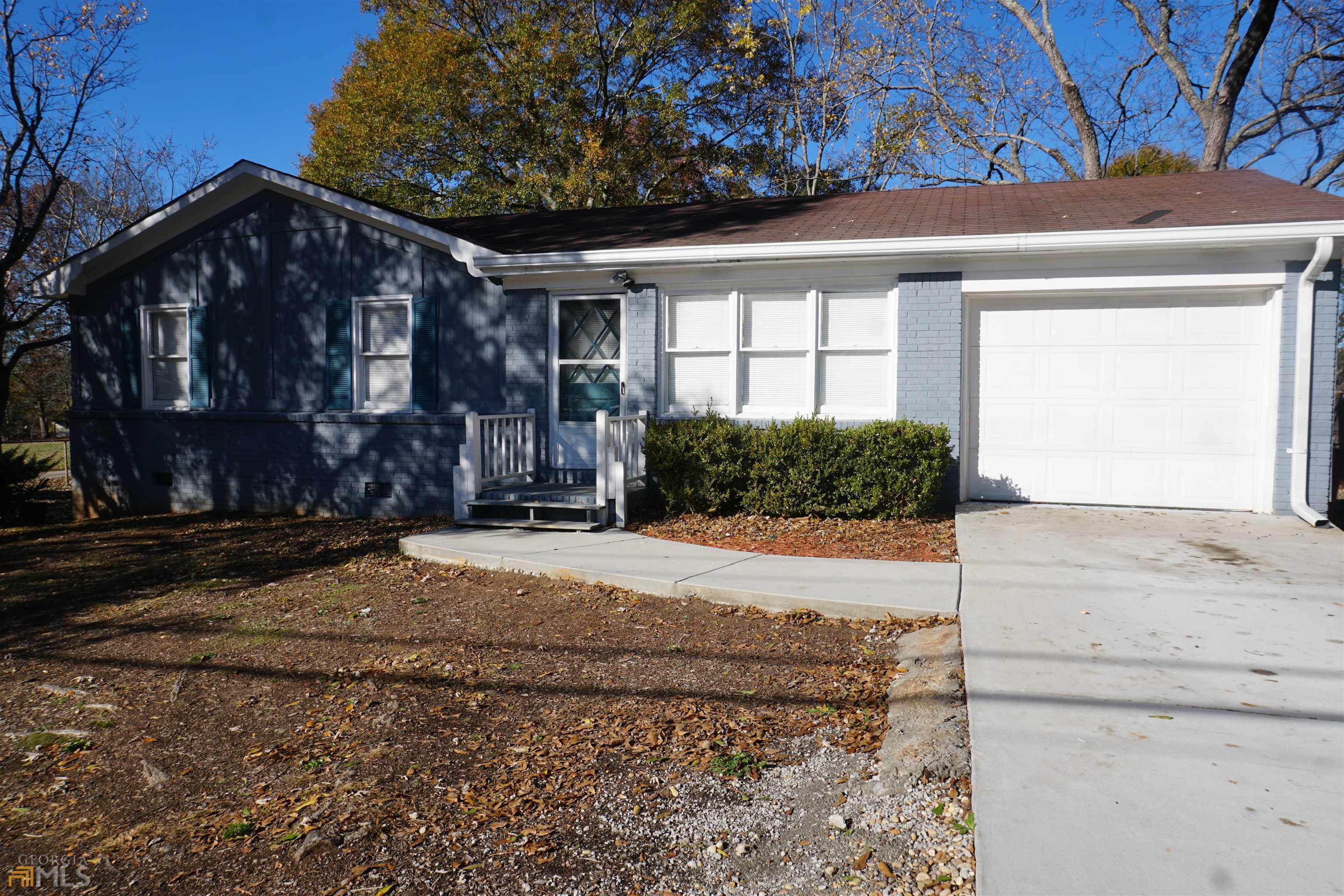 2806 Lake Harbin Road Property Photo 1