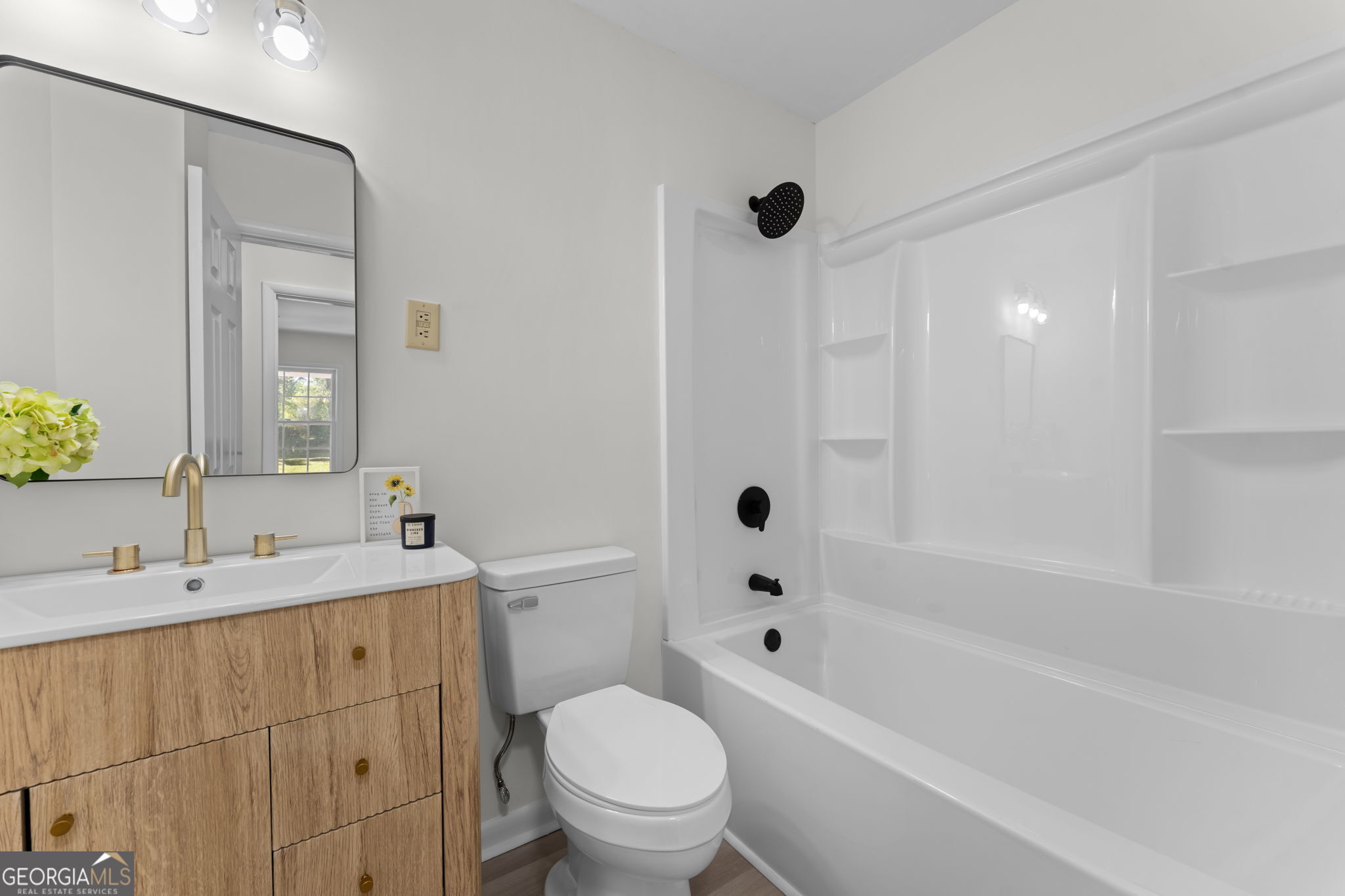 4051 Meadowbrook Drive Property Photo 29