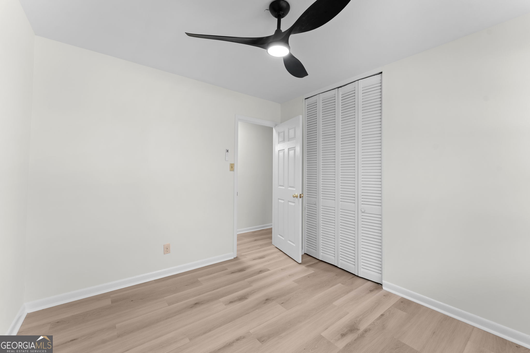 4051 Meadowbrook Drive Property Photo 31